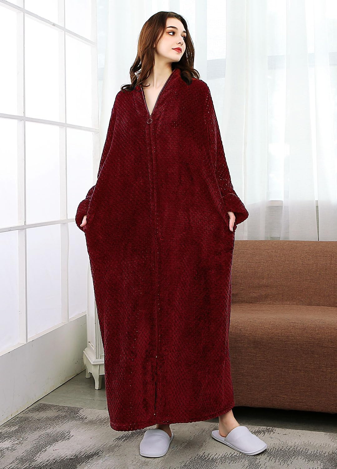 Artfasion Womens Fleece Robe Plush Long Zip Front Bathrobe with Pockets Warm Soft Zippered Bathrobes for Women
