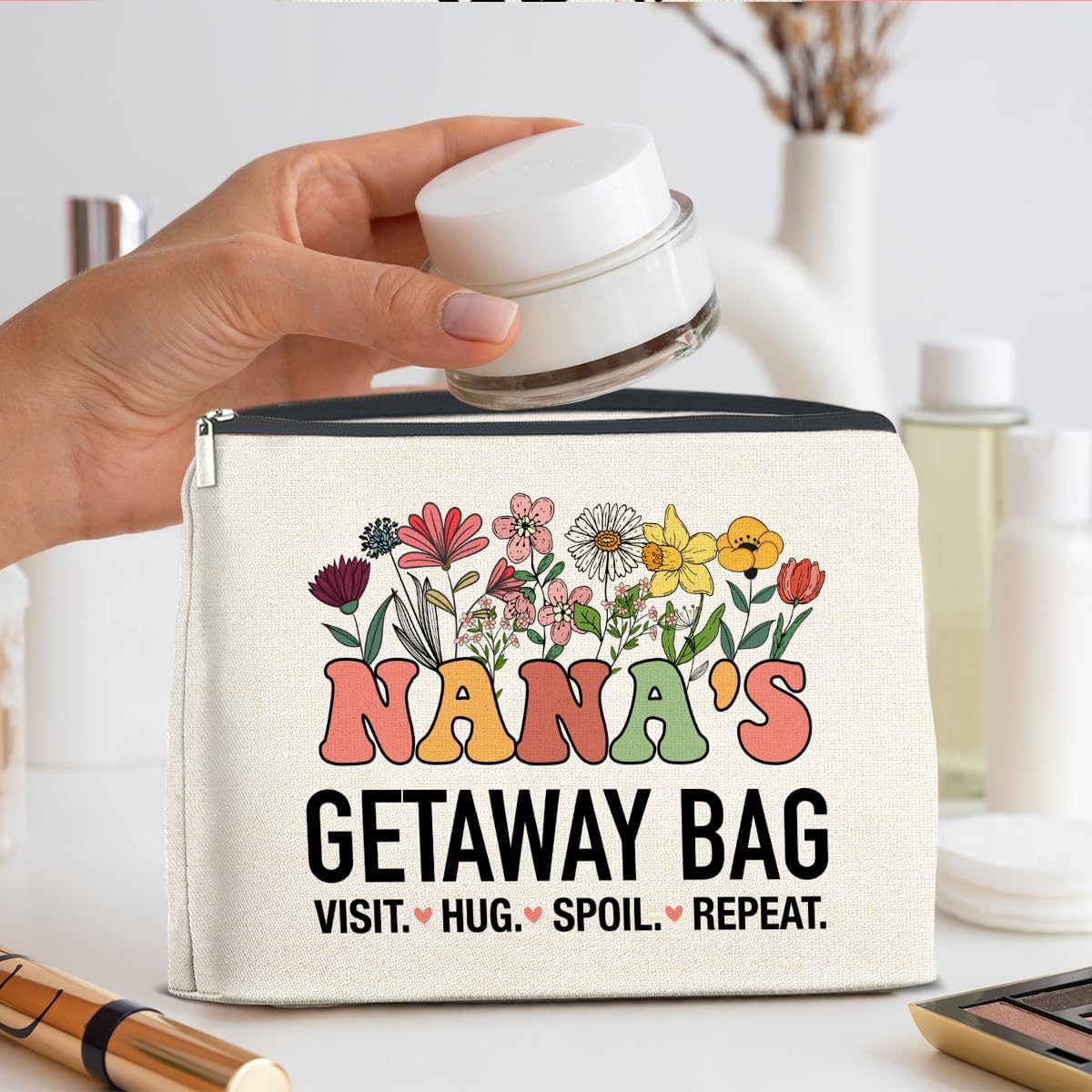 Nana's Getaway Cosmetic Bag Grandma Gifts from Grandkids, Gift for Grandma Grandmother Grammy Nana Makeup Bag Zipper Makeup Pouch