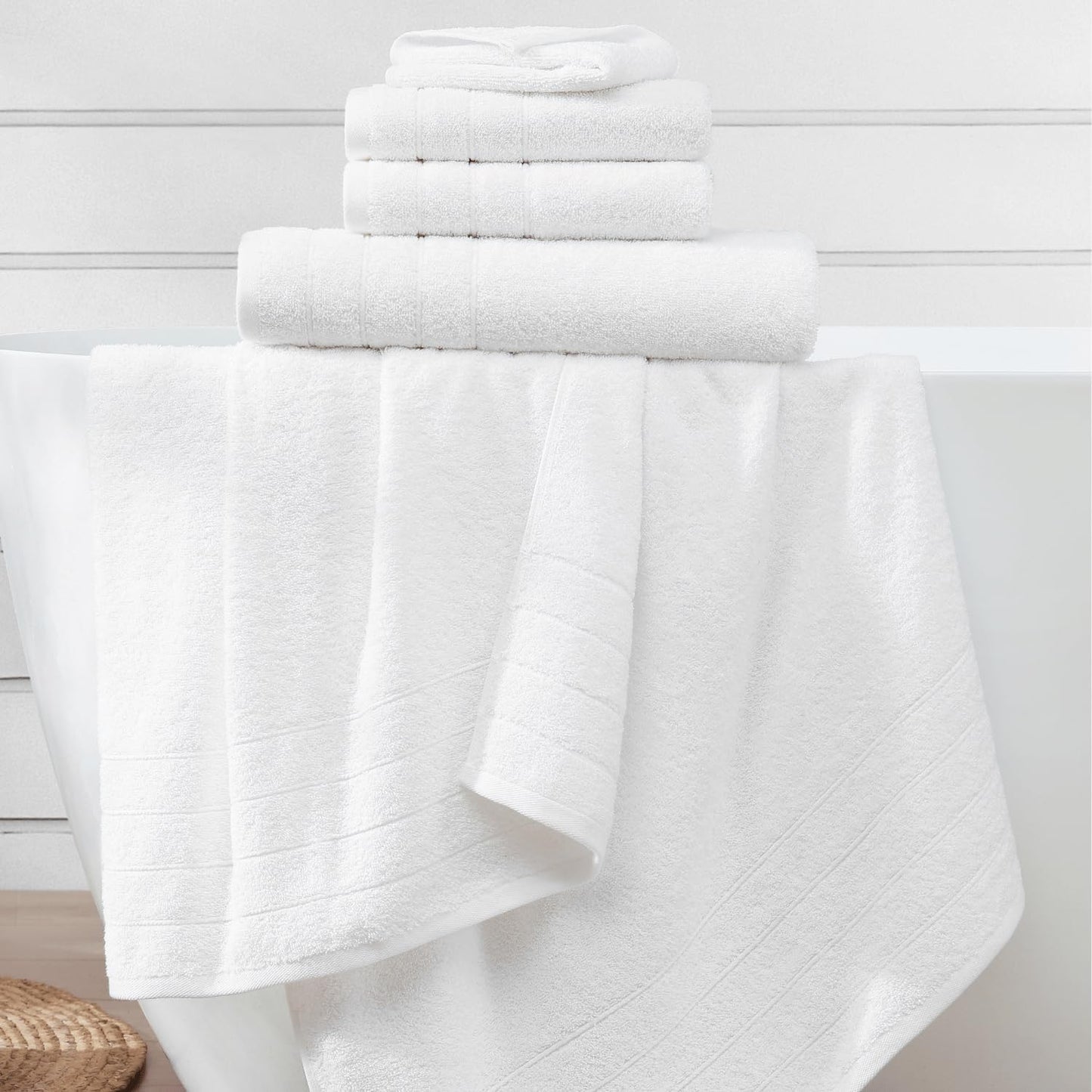 Casa Platino 100% Cotton Luxury Bathroom Towel Set - 12 Pcs - Super Soft, Fluffy & Highly Absorbent - 4 Large Bath Towels, 4 Washcloths, 4 Hand Towels - Complete Family Pack - White Bath Towel Set