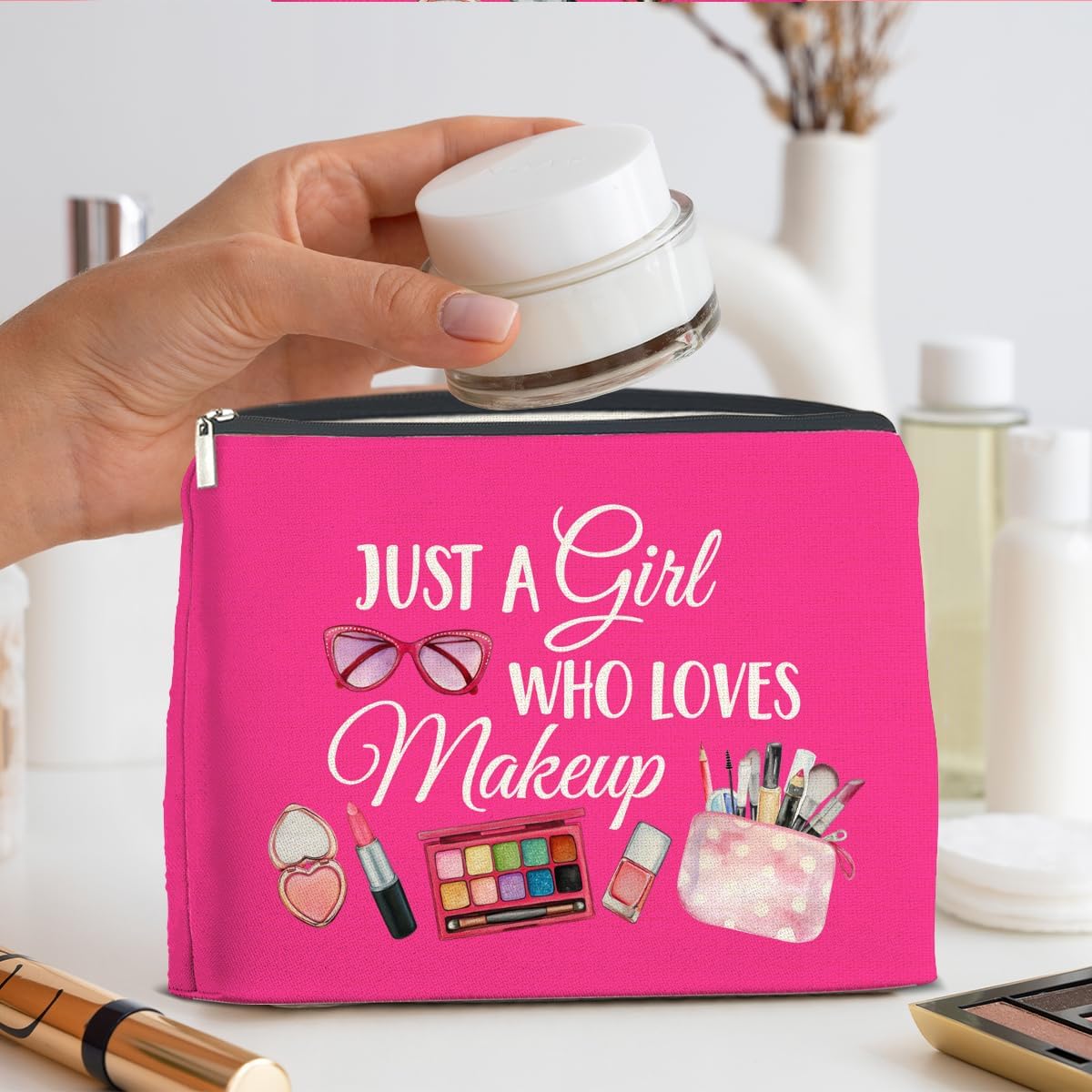 Make Up Cosmetic Bag Gifts for Women Sister Daughter, Just a Girl Who Loves Makeup Bag Zipper Makeup Pouch