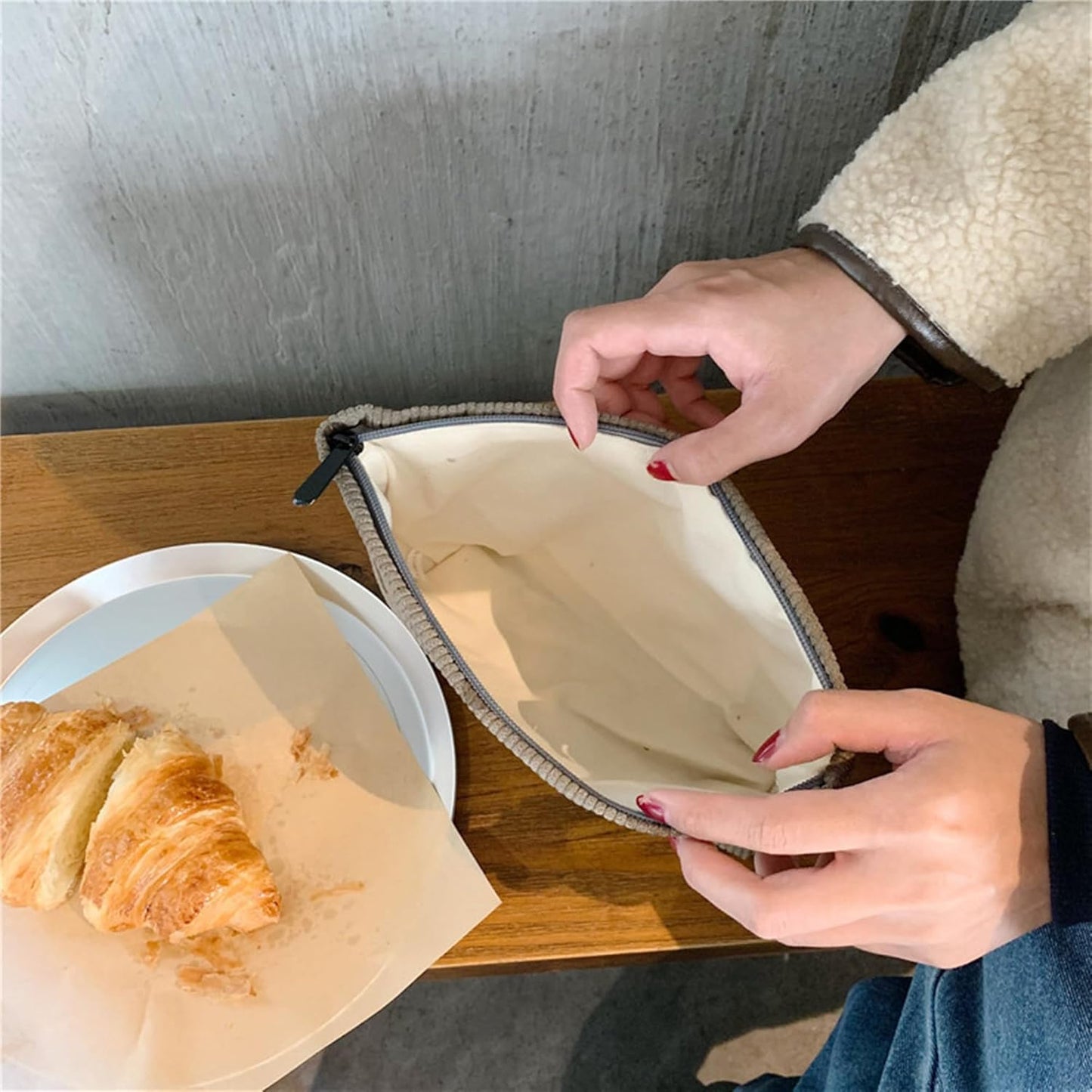 Cosmetic Bags for Women - Corduroy Cosmetic Bag Aesthetic Women Handbags Purses Smile Dots Makeup Organizer Storage Makeup Bag Girls Case Bags (A-Pink)