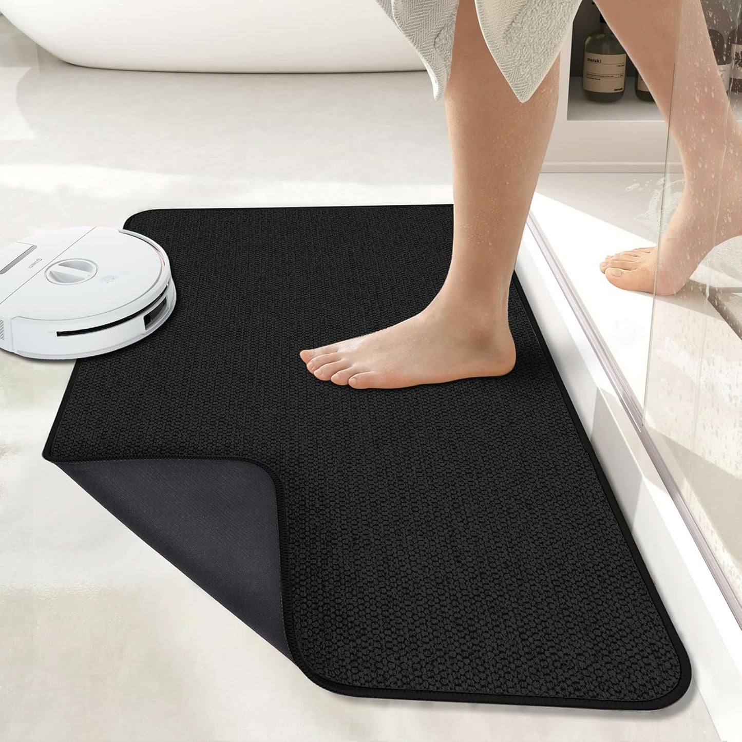 Bath Mat,Ultra Thin Bathroom Rugs,Rubber Bath Mats for Bathroom,No Slip Bath Rugs,Quick Dry,Machine Washable,Low Pile,Absorbent,Shower Outside,Sink,Home Decor Accessories.Black,1'5"x2'3"(17x27inch)