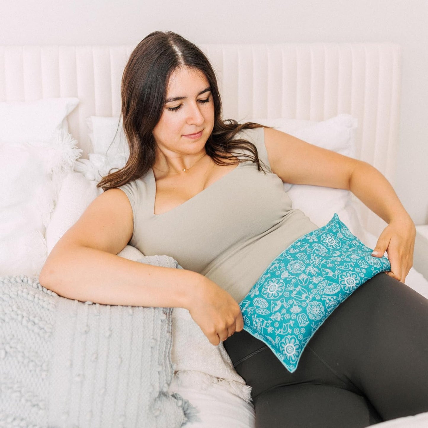 Microwave Heating Pad Filled With Flax Seed and Choice of Dried Herbs, Herbal Cold Pack, Good Size for Back Pain and Cramps, Hot and Cold Therapy, 6" x 12" (Red Fox, Lavender)