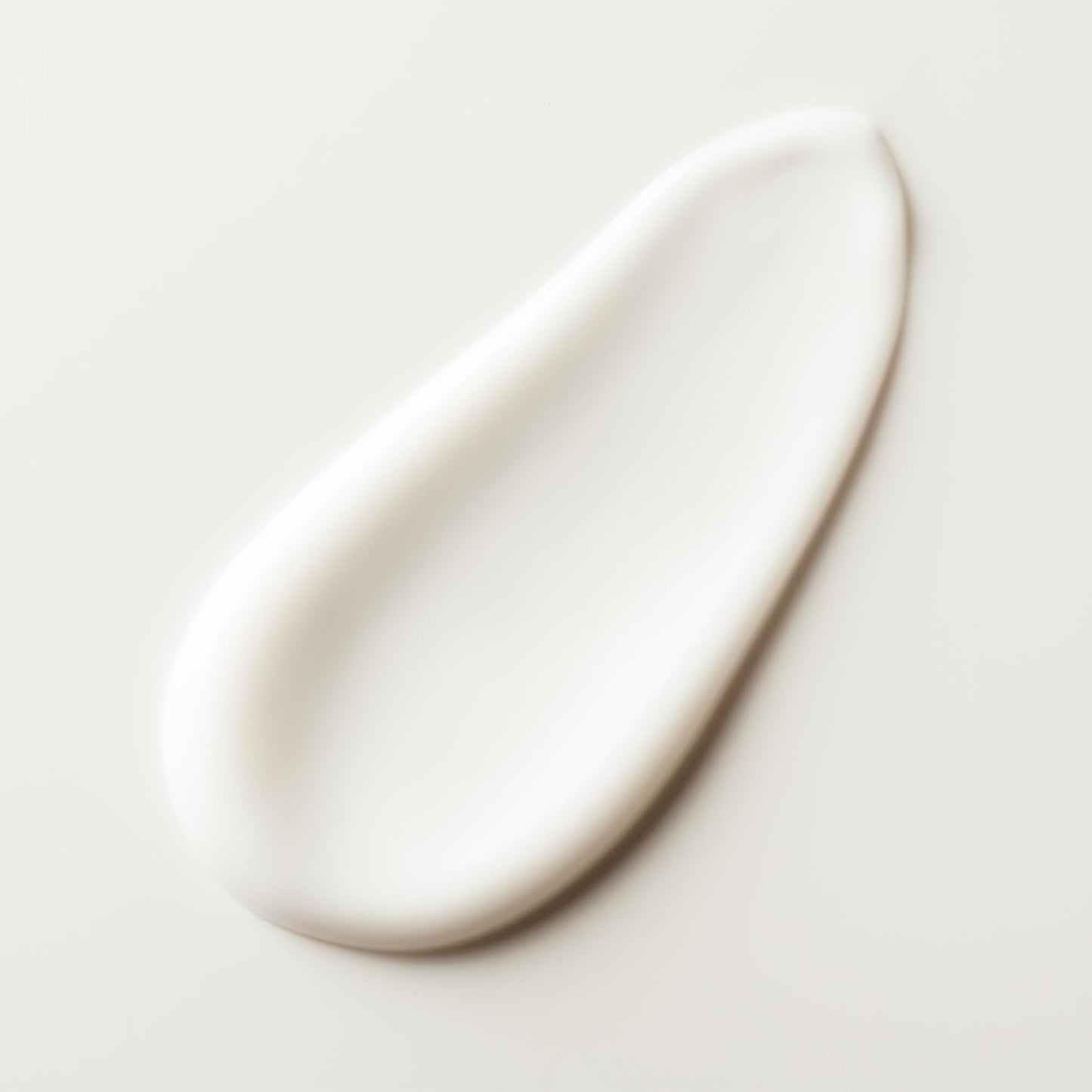 Tanologist Firming Daily Glow Body Lotion- Light/Medium, Gradual Tanning Lotion, No Fake Tan Smell, Streak-Free & Natural Looking Self Tanner, Toning, Vegan, 8.45 fl. oz/250 ml Tube