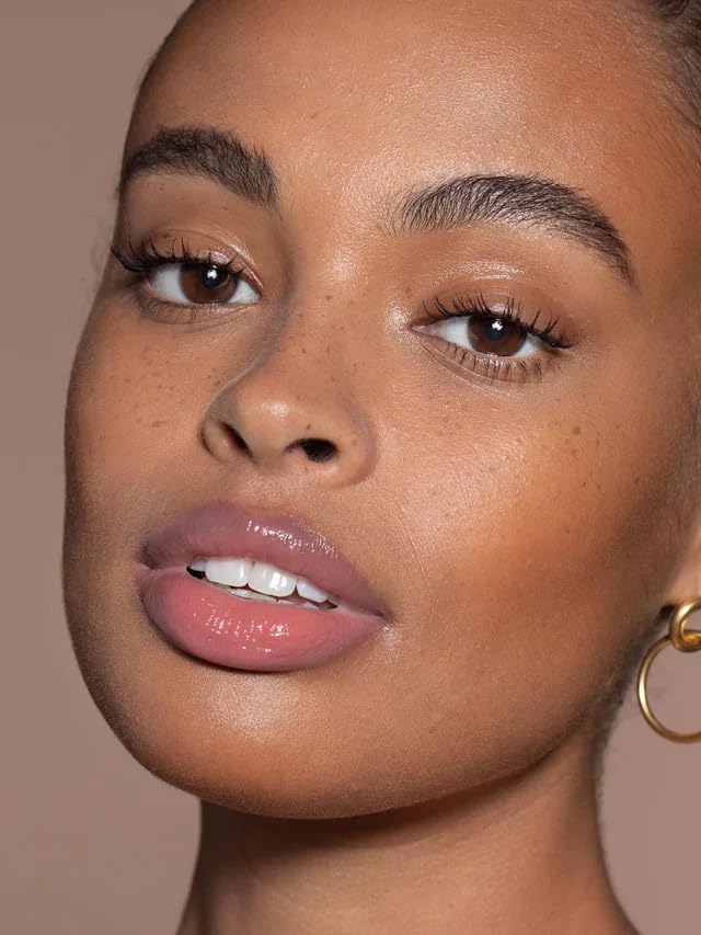 ILIA - Balmy Gloss Tinted Lip Oil | Smoothing Lip Color, Never Sticky | Hydrate, Plump + Moisturize with Hyaluronic Acid | Vegan, Cruelty + Gluten-Free (Tahiti, 0.14 fl oz | 4.3 ml)