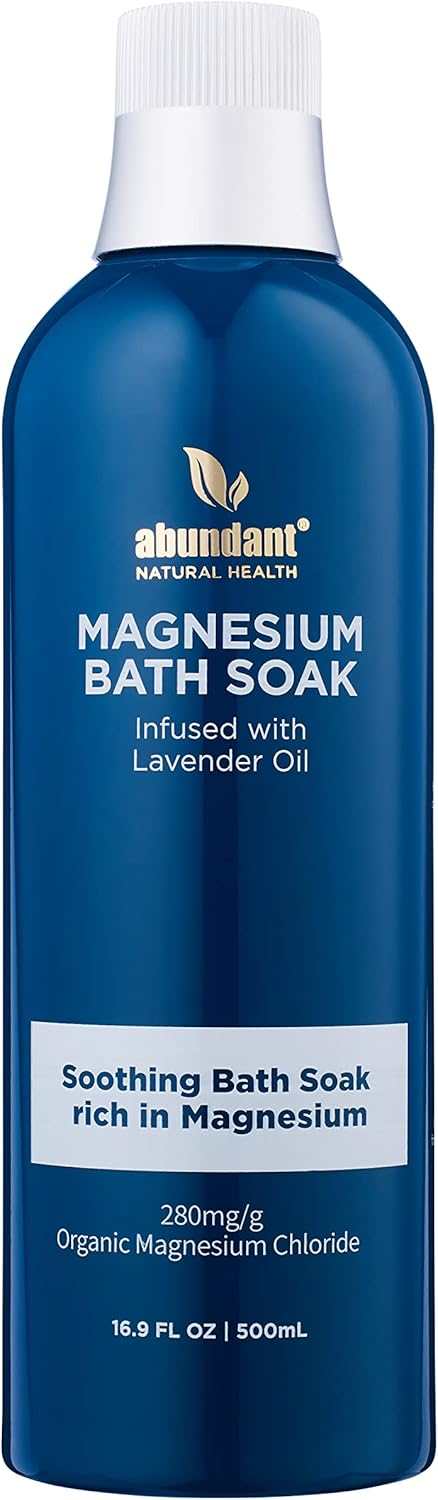 Magnesium Bath Soak Infused with Lavender Oil to Hydrate, Soothe and Moisturize Skin, Relax and Replenish Muscles, Highly Concentrated Pure Magnesium Salts, 500mL