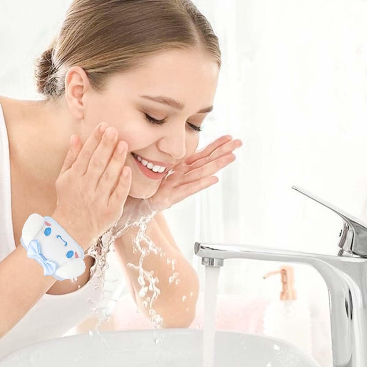 Kawaii Spa Headband and Wristband Set for Face Washing, Cute Soft Skincare Headbands for Women Girls, Fluffy Makeup Headband for Washing Face, Bath, Shower, Beauty