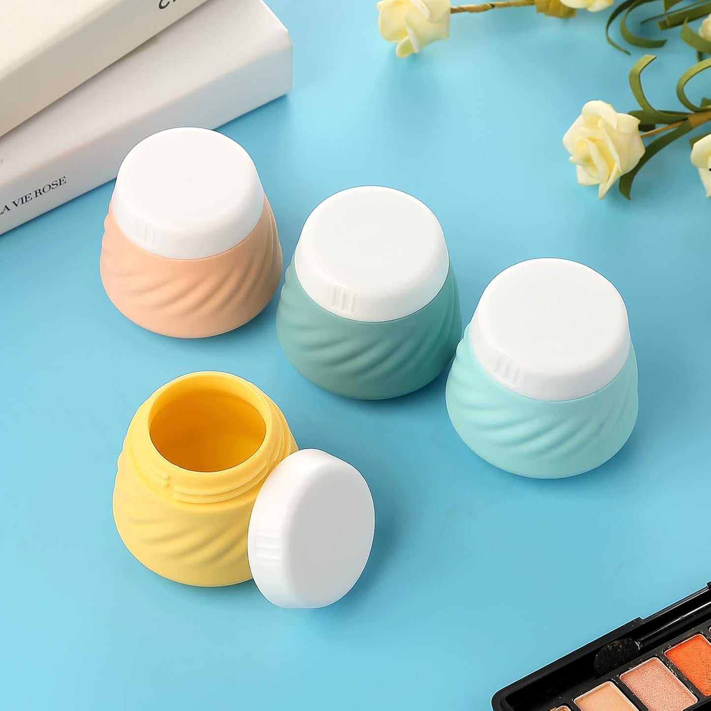 Gemice Silicone Cream Jars TSA Approved Travel Size Containers with Toiletry Bag, Wide Mouth Leak-proof Travel Accessories with Lid for Cosmetic Cream (4 Pack)