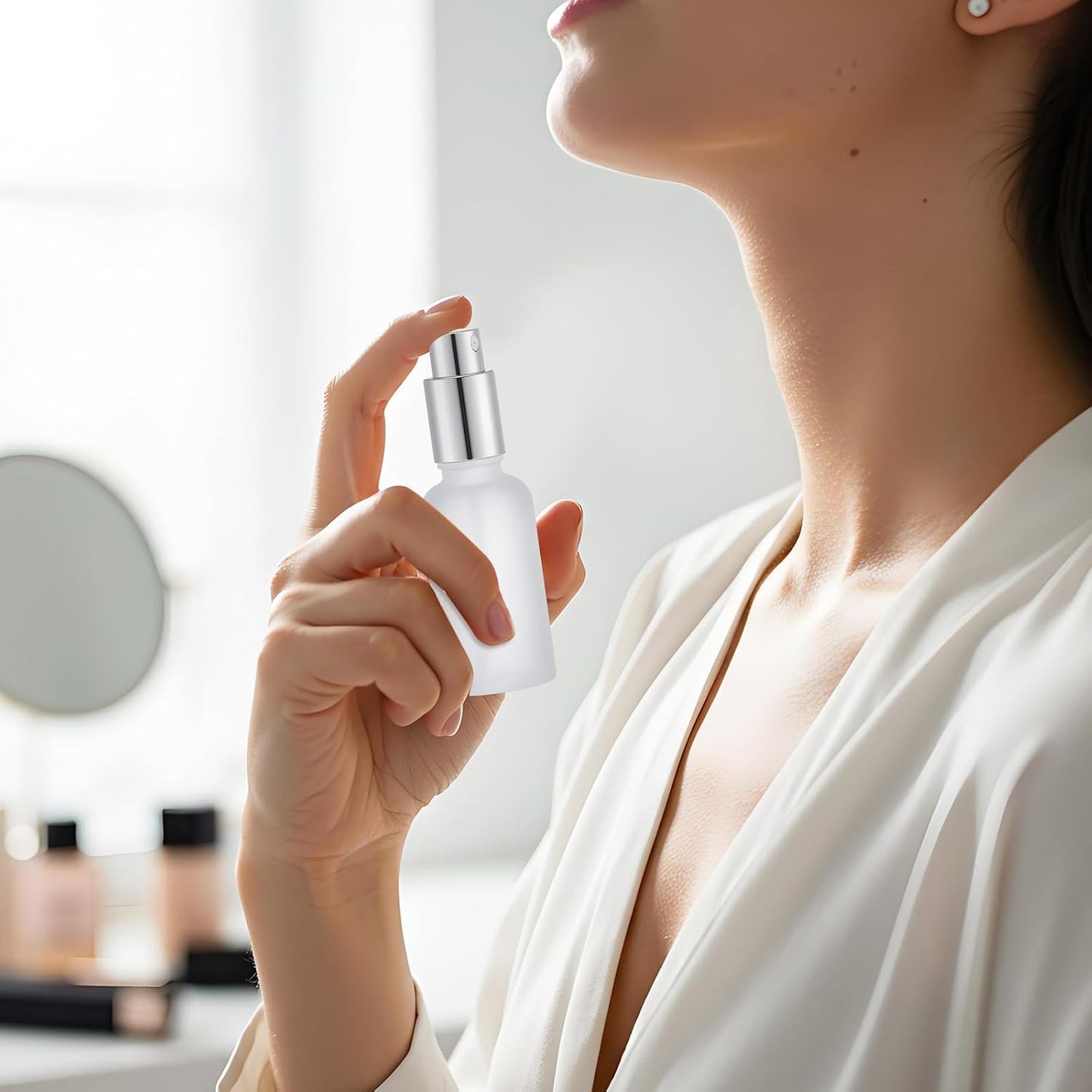 Roshtia 30 Pcs 1 oz/ 30 ml Silver Glass Spray Bottle Refillable Perfume Atomizer Clear Decorative Empty Bottles with Fine Mist Sprayer Pump for Face Body Travel