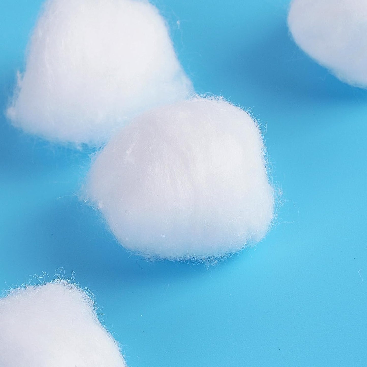 CGR Travel Cotton Swabs Set Portable, eack Pack with 100 Cotton Swabs, 12 Cotton Rounds, 12 Cotton Balls in Reusable Storage Box for Ear, Cosmetics, Makeup Remover, Nail Polish Remover(Pack of 3)