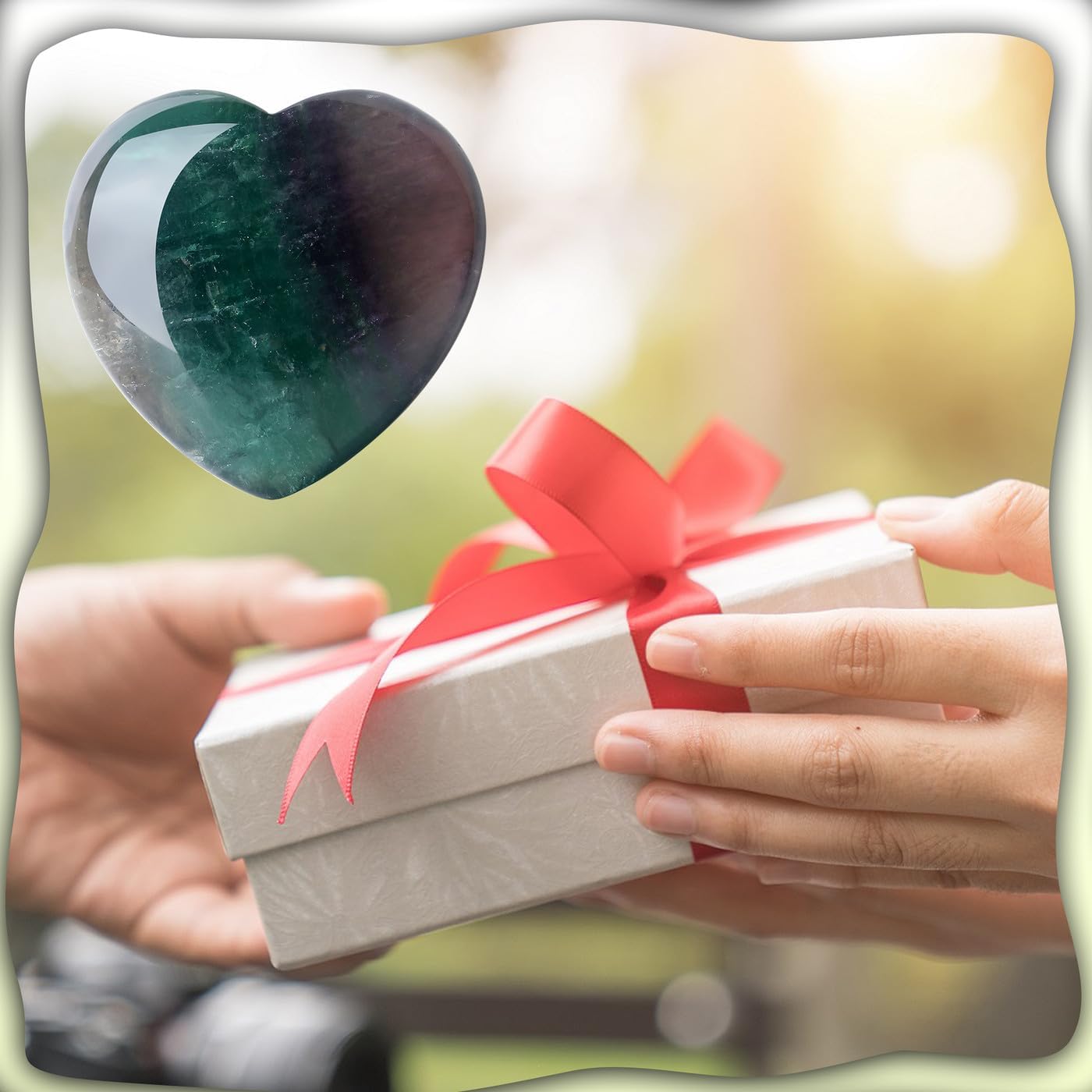 MAIBAOTA 60 mm Fluorite Crystal Healing Crystals Large Heart Love Stone Crystals and Healing Stones Heart Stone for Women Natural Reiki Gemstone Polished Heart Shaped Rocks Meditation