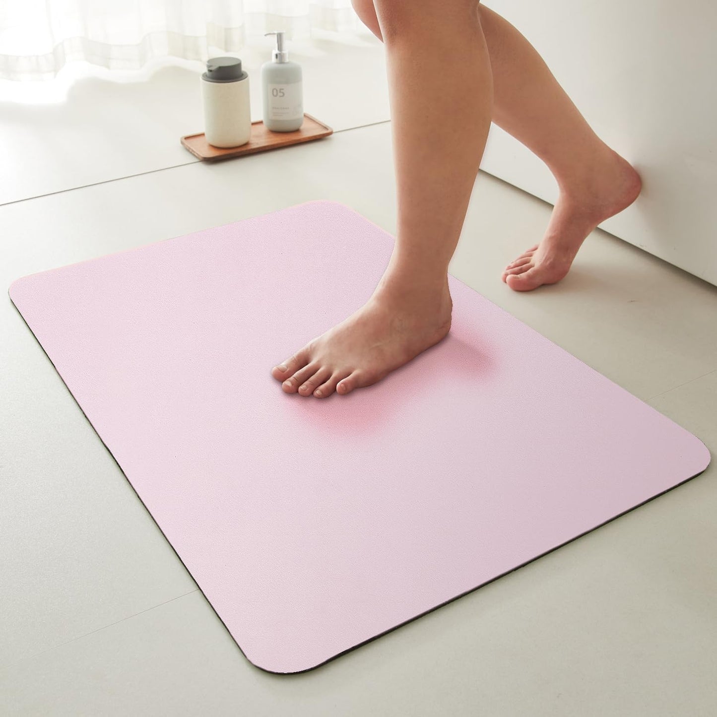 Bath Mat, Bathroom Rugs Non Slip Washable Thin Absorbent Quick Dry Bath Mat Fits Under Door Bathroom Floor Mat Perfect for Bath, Shower, or Sink 20"x48" Pink