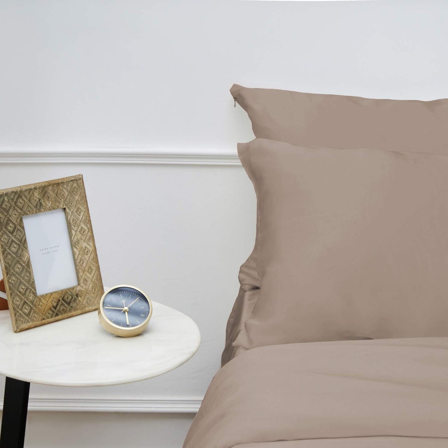 INSSL Mulberry Silk Pillowcase f Hair and Skin Health, Natural Silk Pillow Cover with Hidden Zipper Both Side Silk1 pcs (Light Coffee, King 20"x 36")