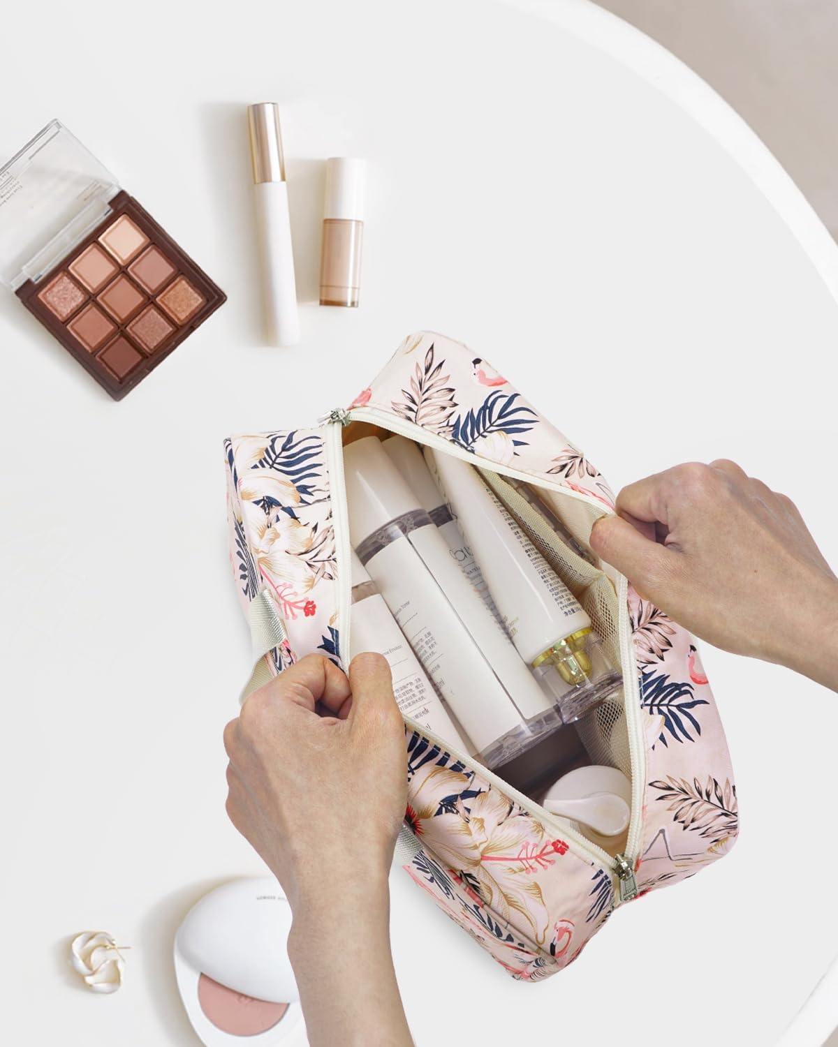 Full Size Toiletry Bag Women Large Cosmetic Bag Travel Makeup Bag Organizer Medicine Bag for Toiletries Essentials Accessories (Large, Beige Flamingo)