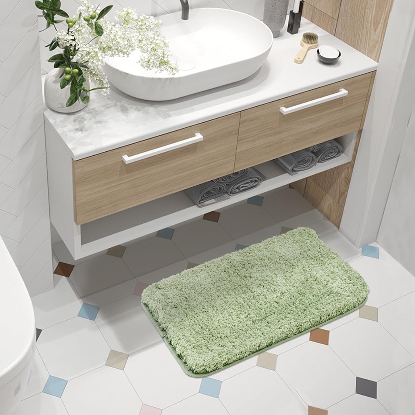 ROSMARUS Shaggy Bath Rugs for Bathroom Non Slip 17" X 24", Water Absorbent Bath Mat, Soft Shower Mat for Floor & Tub, Fluffy Plush Rug Machine Washable, Green