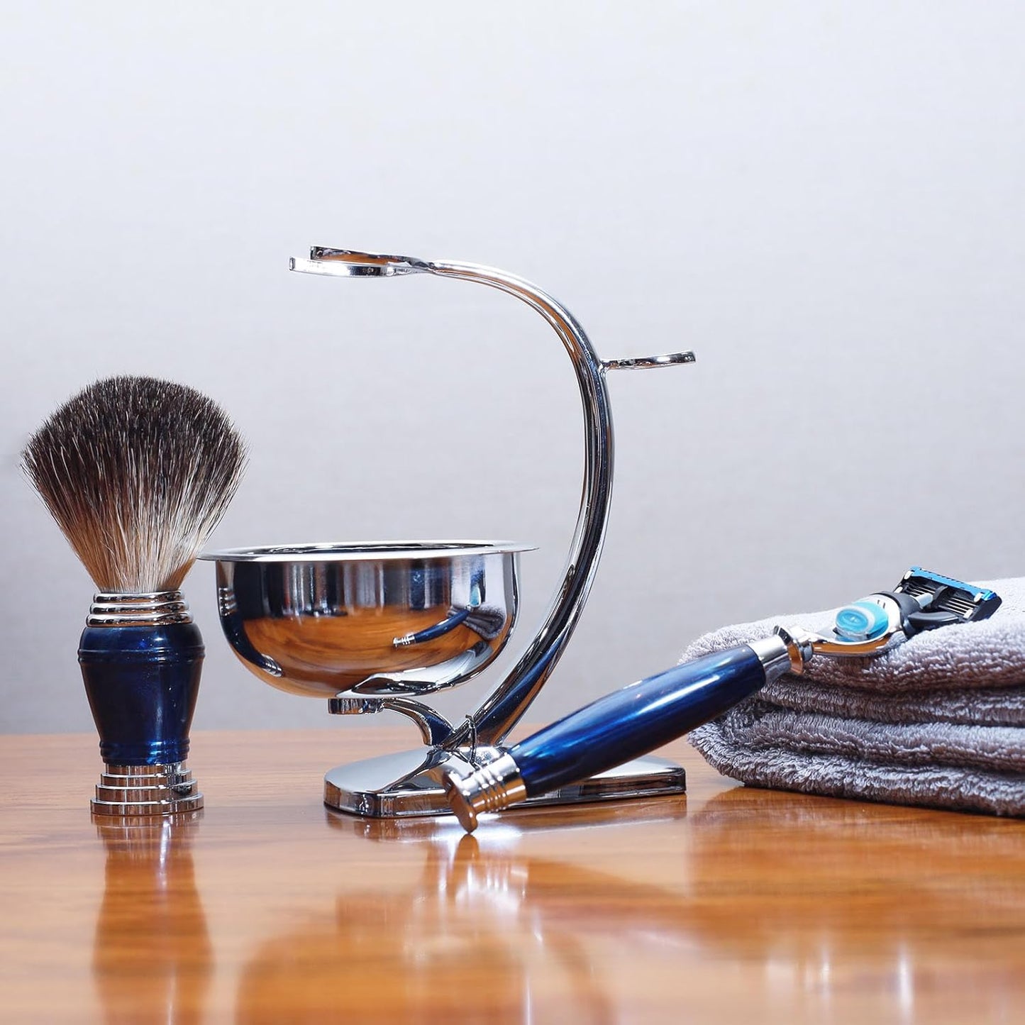 Luxury Shaving Razor Kit for Men with 5-Layer Shave Blade,Badger Hair Shaving Brush and Soap BowL,Unique Shaving Present Tool for Him