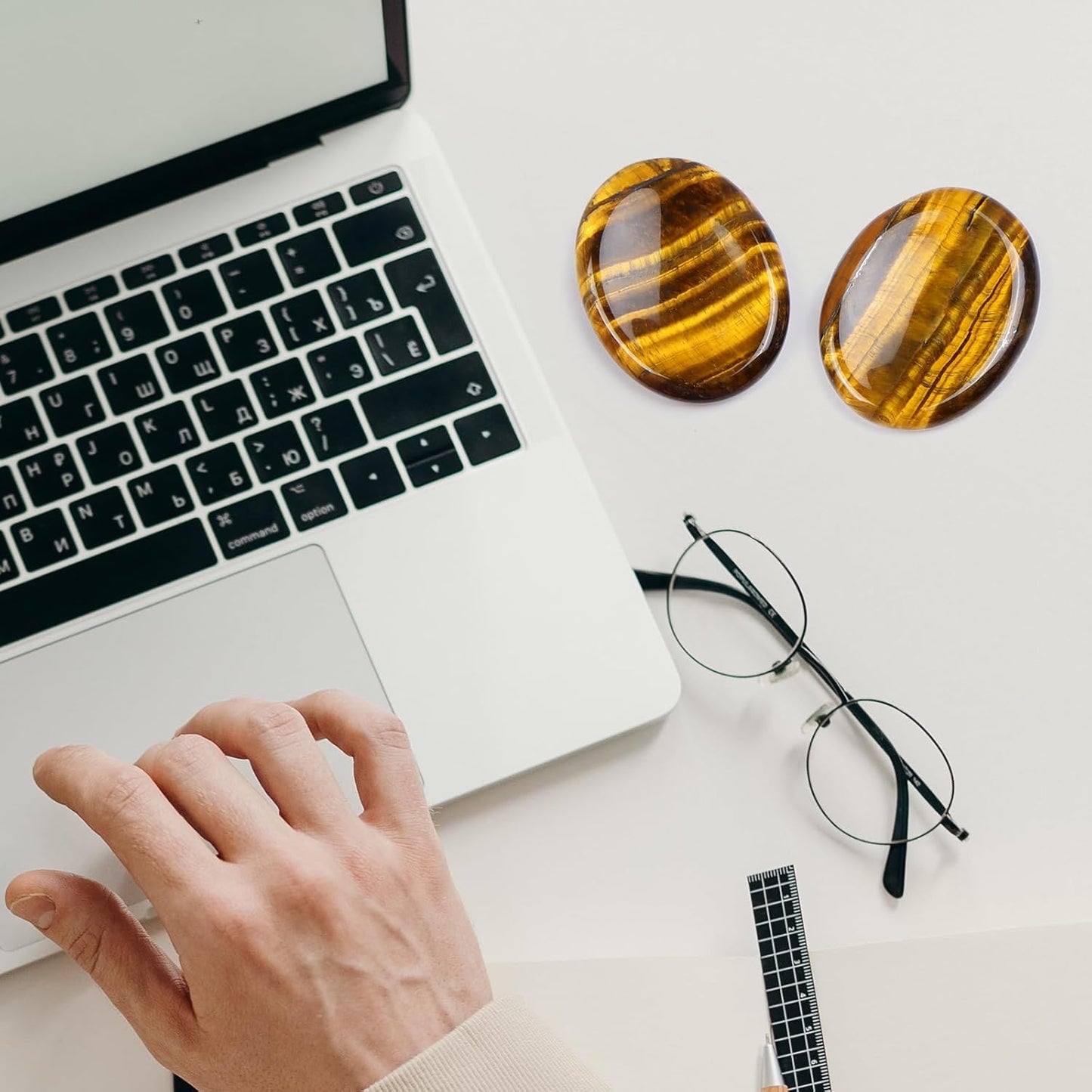 Artistone Thumb Worry Stones for Anxiety Healing Crystals Sets 2PCS Tiger Eye Hand Carved Gemstone Pocket Palm Stones Meditation Reiki Chakra