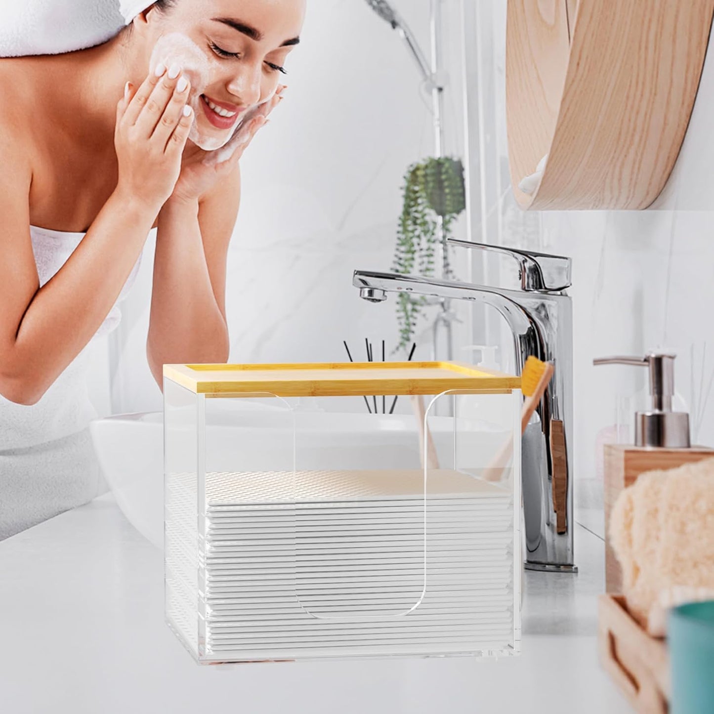 VITVITI Disposable Face Towel Holder Box, Acrylic Facial Towel Container for XL Clean Skin Club, Large Disposable Face Towels Storage with Bamboo Lid, for Bathroom, Vanity Makeup, Clear