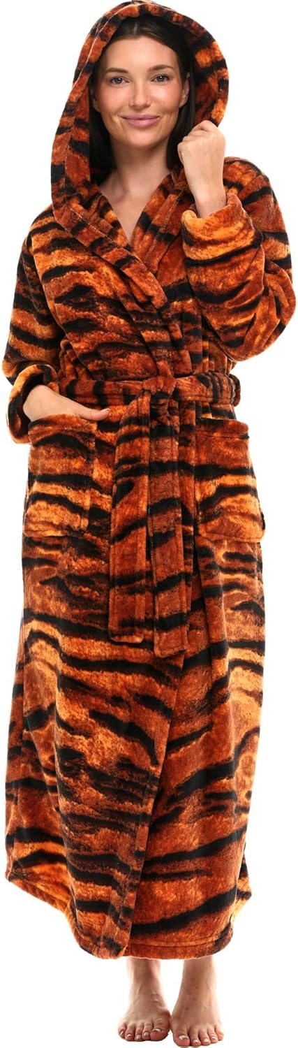 Alexander Del Rossa Womens Robe, Long Plush Bathrobe with Hood, Hooded Robes for Women Plus Size Bath Robe