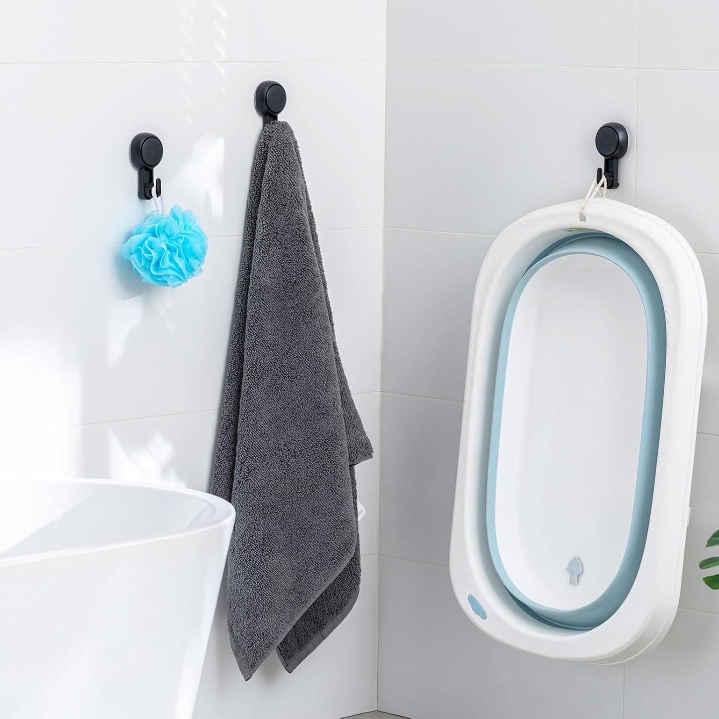 TAILI 4 Pack 360° Rotatable Powerful Suction Cup Shower Hooks for Towel, Loofah, Damage-free Hanging Versatile Wall Hooks for Inside Bathroom, Decoration, Removable Suction Holders, Easy to Use, Black