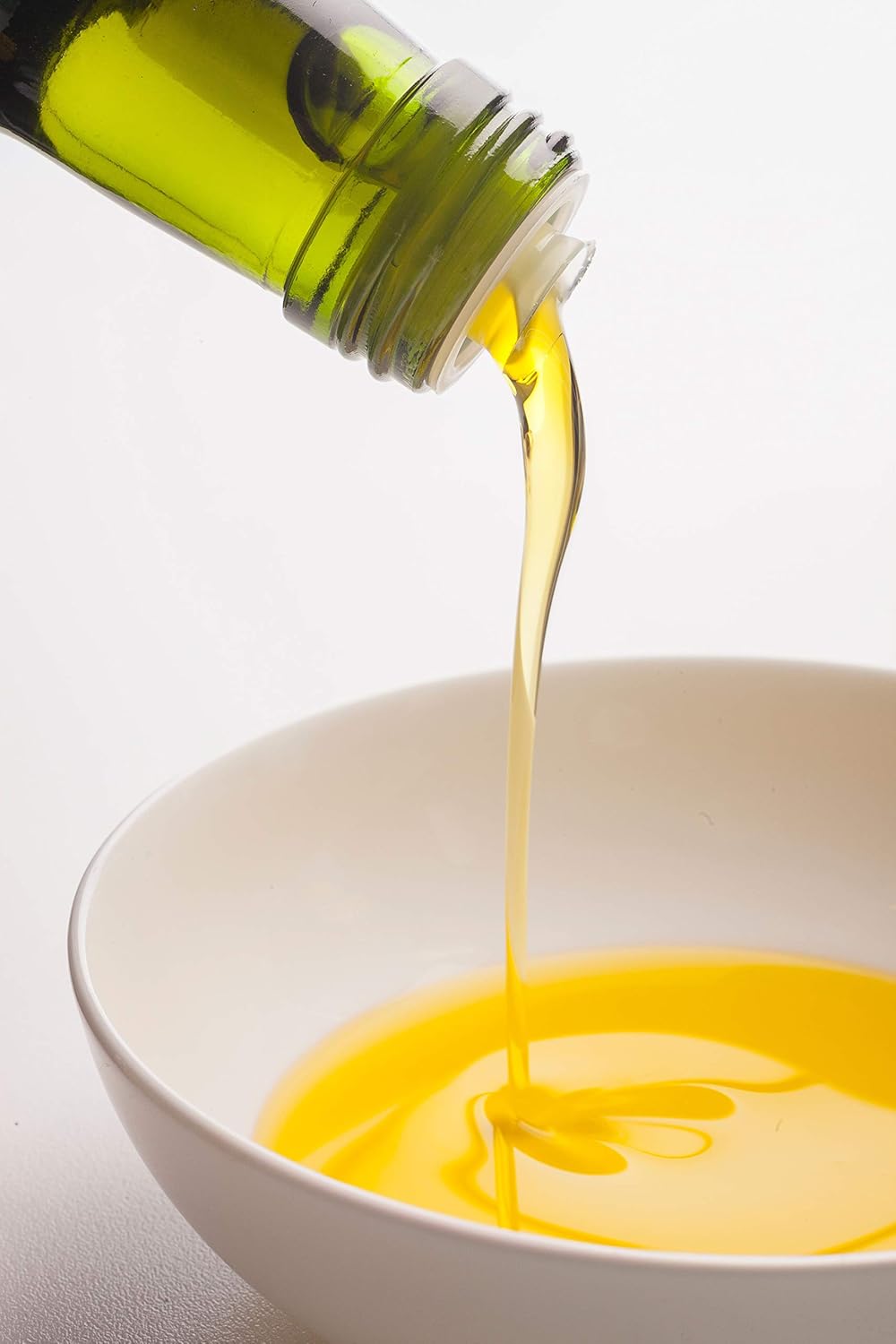 ZOE Extra Virgin Olive Oil 2L (68 fl oz) | Freshly Harvested, First Cold-Pressed | High Polyphenol, Hand-Selected Olives from Spain | Fruity Flavor, Rich Aroma | Ergonomic Bottle