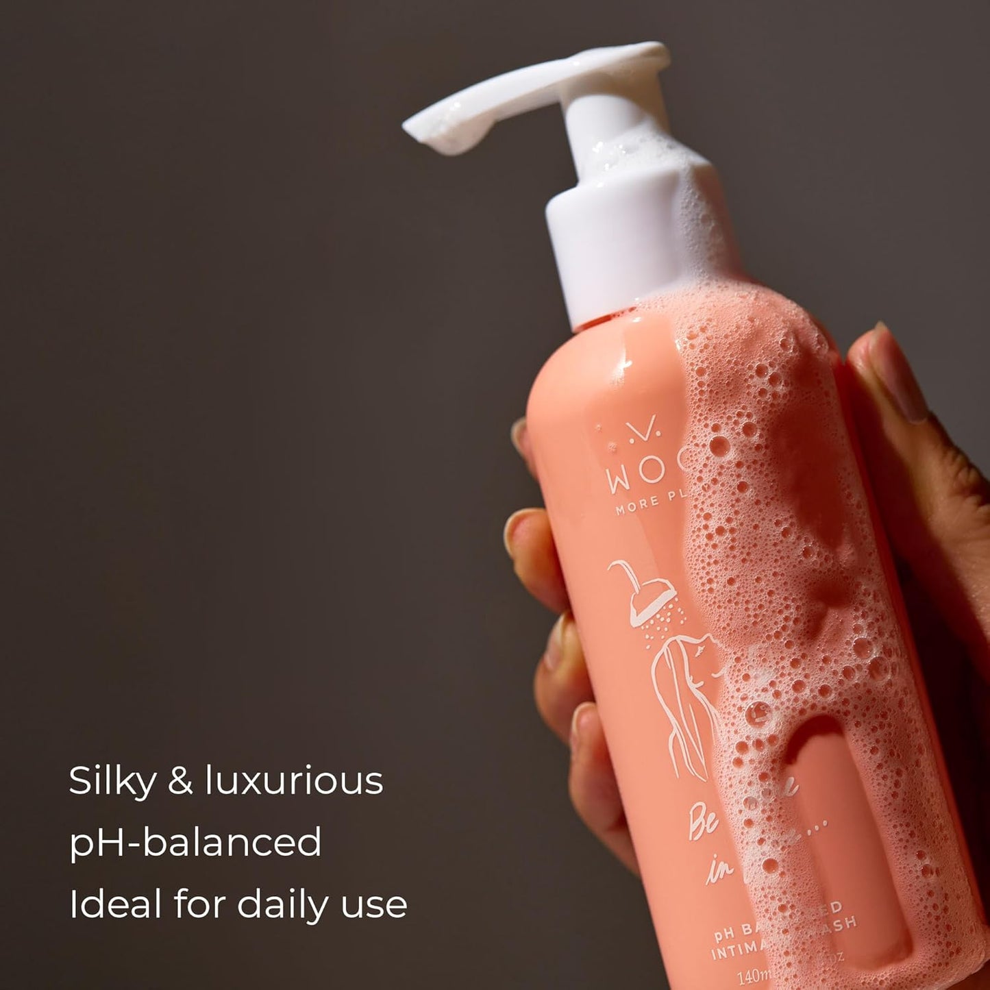 Woo More Play, Be There In Five, Feminine Wash, pH Balanced, Made With Natural Ingredients (Aloe, Calendula Extract, Matricaria Flower Extract) - 4.7 fl oz