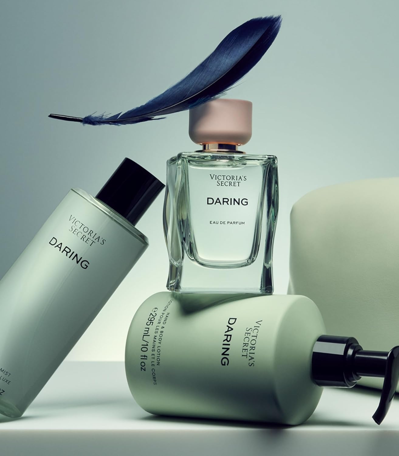 Victoria's Secret Daring Fragrance Mist, Notes of Bright Bergamot, Warm Oakmoss and Bold Amber, Body Spray for Women (8.4 oz)