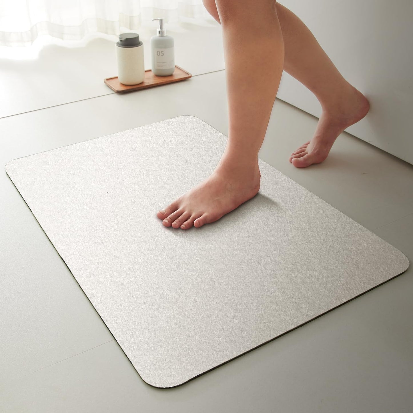 White Bath Mat, Bathroom Rugs Non Slip Washable Thin Absorbent Quick Dry Bath Mat Fits Under Door Bathroom Floor Mat Perfect for Bath, Shower, or Sink 36"x48" White