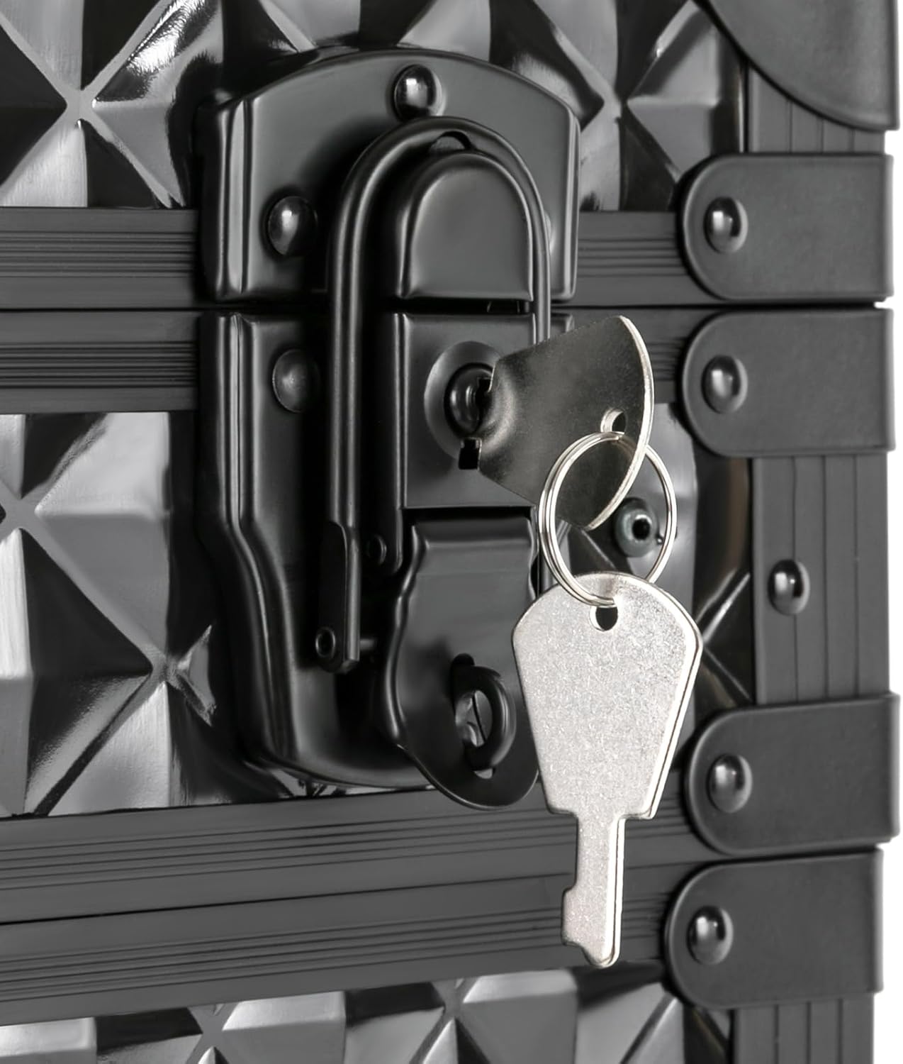 Lockable Makeup Train Case,33.07lbs Rolling Hairdressing Trolley,Beauty Salon Cosmetic Luggage with Universal Wheels for Hair Stylist,Make-up Artists (Black 3)