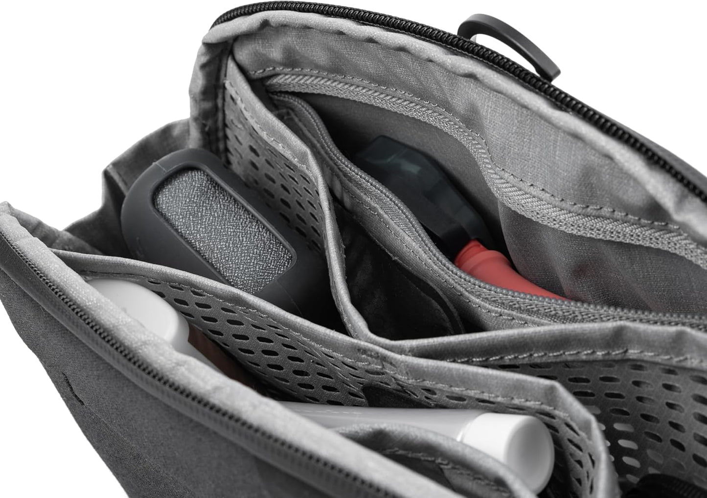 Peak Design Small Wash Pouch, Sage, Weatherproof Travel Toiletry Bag, Upright or Hanging Toiletries Kit with Pockets, Magnetic Toothbrush Pocket, Wide UltraZip Opening, Toiletry Bag for Men and Women