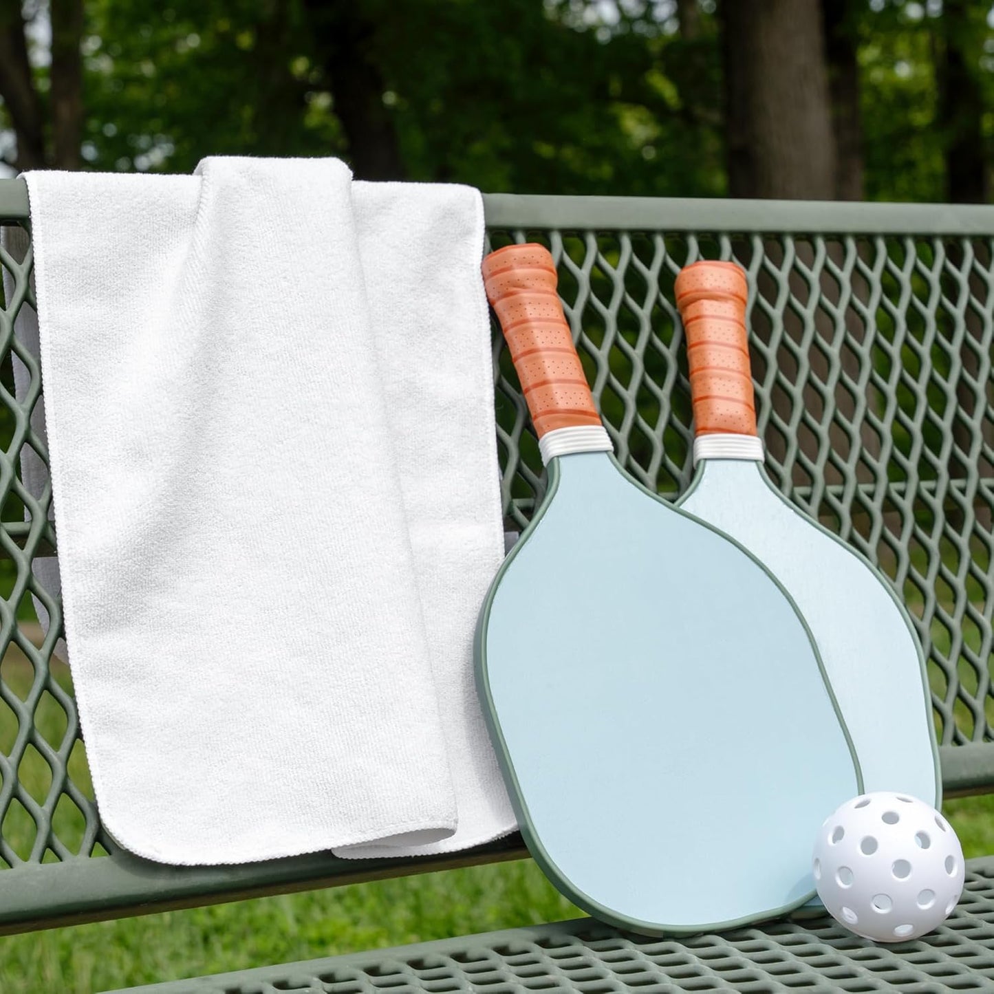 S&T INC. Microfiber Gym Towels, Yoga Towel for Home and Gym Bag, 16 Inch x 27 Inch, 3 Pack