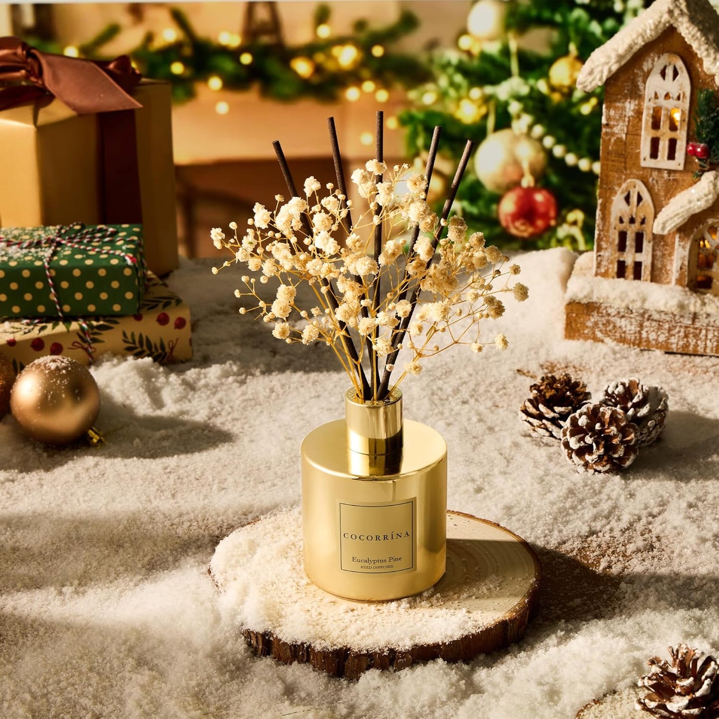 COCORRÍNA Reed Diffuser - Eucalyptus Pine Diffuser with 8 Sticks Home Fragrance Christmas Reed Diffuser for Bathroom Shelf Decor Home Decor