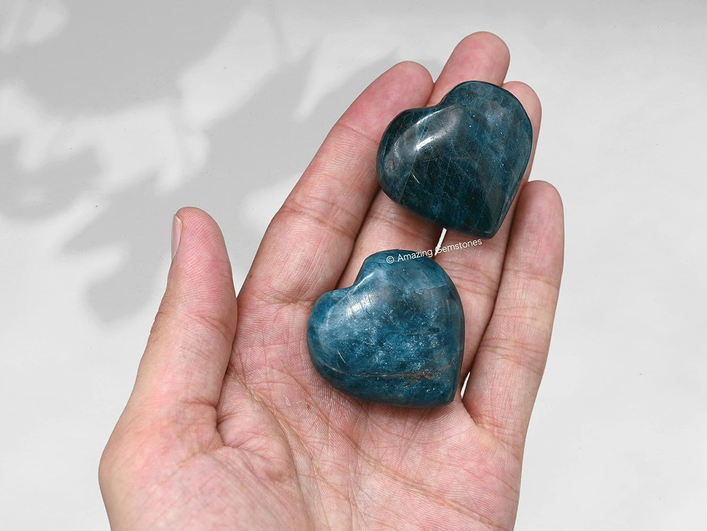 Green Apatite Crystal Heart Palm Stone - Pocket Massage Worry Stone for Natural Body Chakra Balancing, Reiki Healing and Crystal Grid