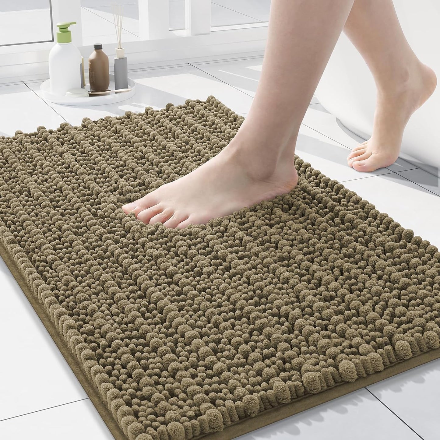 Arotive Luxury Chenille Bathroom Rug Mat, Extra Soft Thick Absorbent Shaggy Bath Rugs, Non-Slip Machine Wash Dry, Plush Bath Mats for Bathroom, Shower and Tub, 24x16, Camel