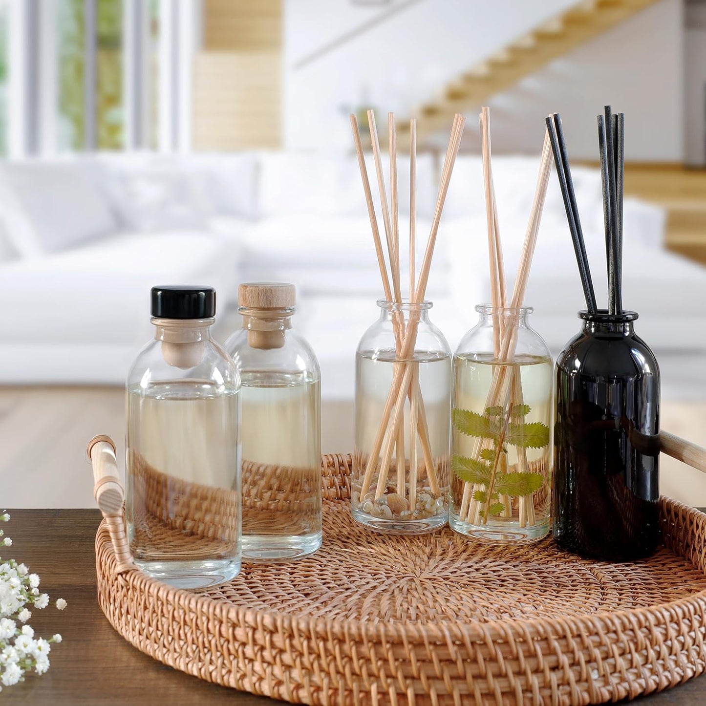 Urban Naturals Smoked Vanilla Scented Oil Reed Diffuser Refill with Free Set of Reed Sticks! A Vanilla Bean, Sandalwood & Leather Scent, 4 oz