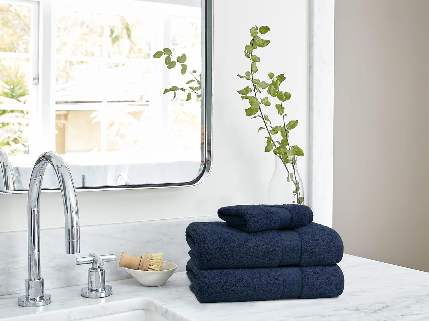 GLAMBURG 700 GSM Premium 8-Piece Towel Set - Contains 2 Bath Towels 30x54, 2 Hand Towels 16x28, 4 Wash Cloths 13x13 - Luxury Hotel & Spa Quality - Durable Ultra Soft Highly Absorbent - Mineral Blue