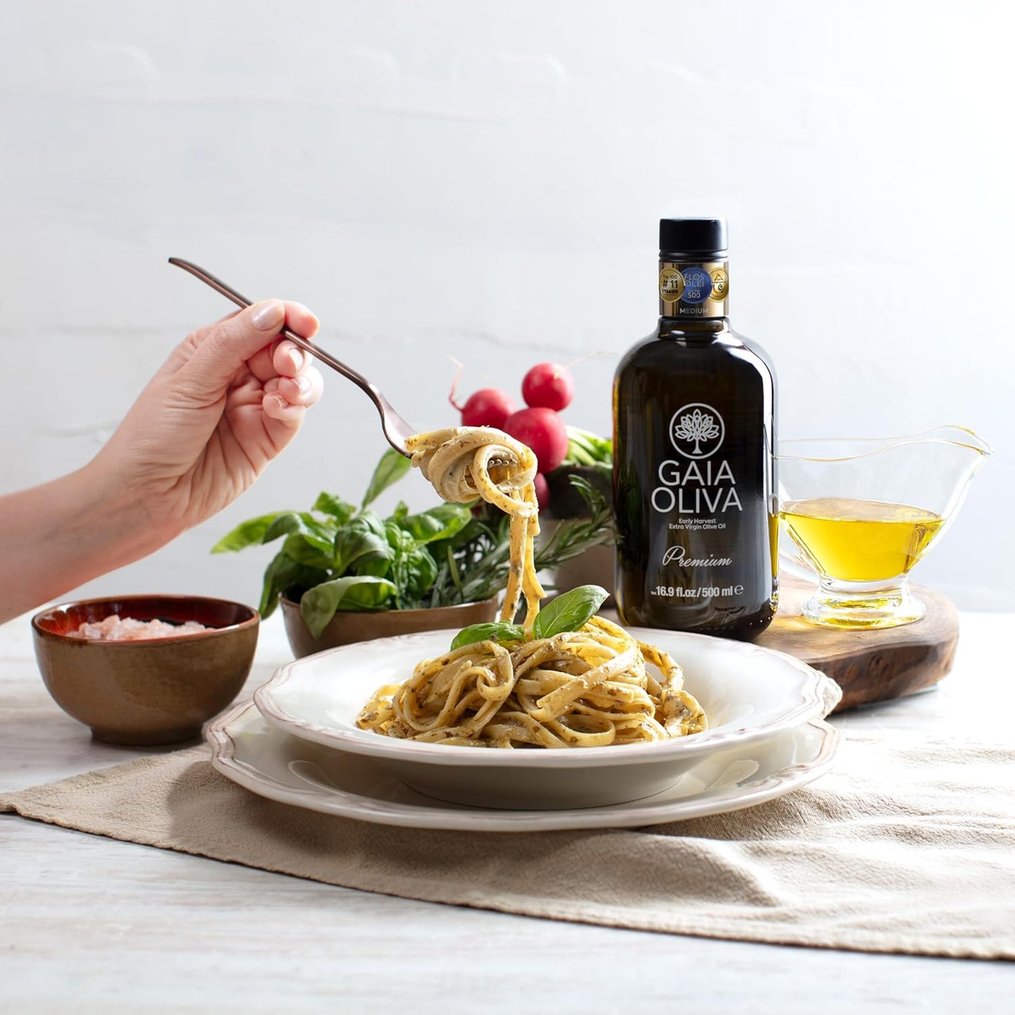 Gaia Oliva Cold Press Extra Virgin Olive Oil, Early Harvest Fruity Flavor Fresh Premium Olive Oil from Aegean Region, Aeite De Oliva Extra Virgen, Awardwinning - 500ml