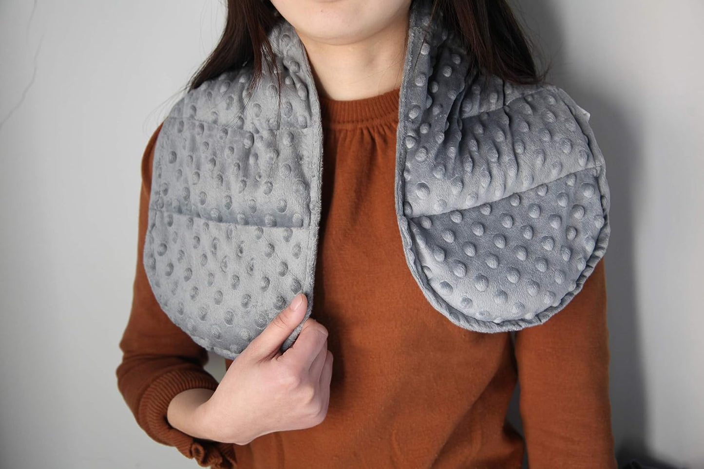 MAXTID Weighted Shoulder Wrap 2 lbs Weighted Relief Wrap for Shoulder, Neck with Glass Beads - Grey Weighted Body Neck Pillows for Adults Kids