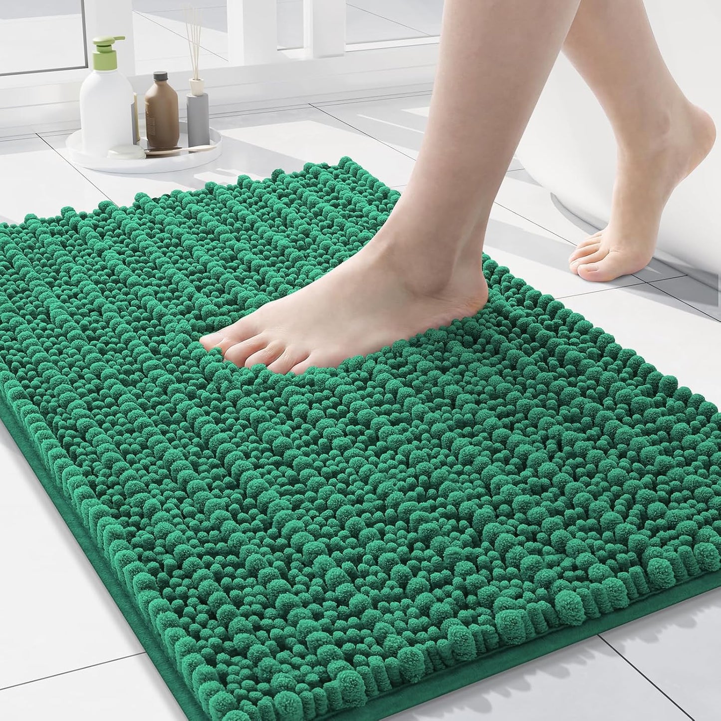 Arotive Luxury Chenille Bathroom Rug Mat, Extra Soft Thick Absorbent Shaggy Bath Rugs, Non-Slip Machine Wash Dry, Plush Bath Mats for Bathroom, Shower and Tub, 24x16, Emerald
