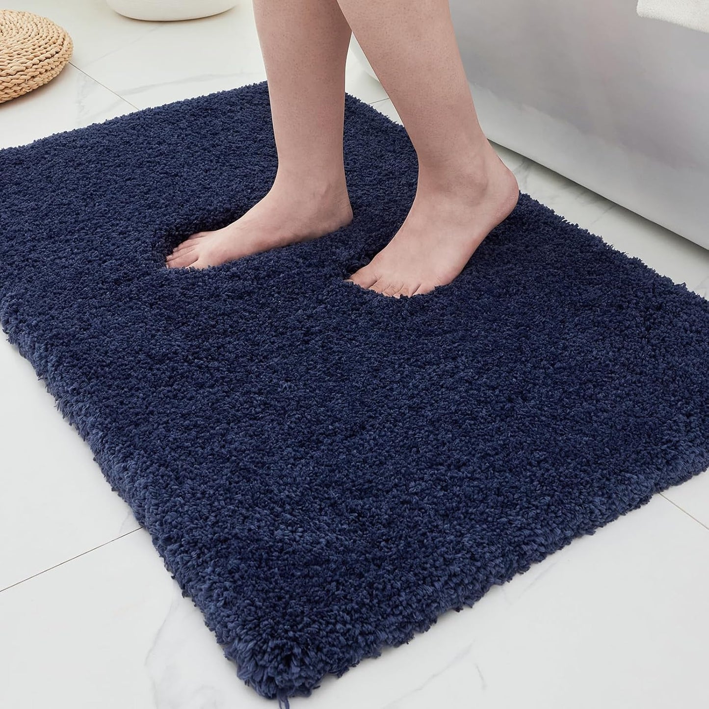 ILANGO Navy Blue Bathroom Rugs 30" × 20" Non Slip & Super Absorbent Extra Thick Soft, Washable Bath Mat for Floor, Microfiber Plush Shaggy Bath Rug with Rubber for Bathtub Shower Room Sink