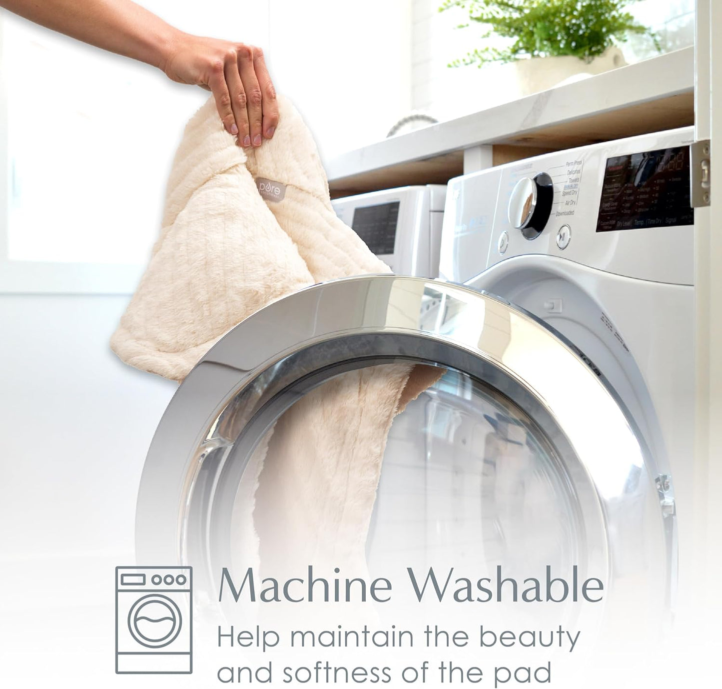 Pure Enrichment® PureRadiance™ Back & Neck Luxury Heating Pad for Pain Relief, Patented Design, Soft Faux Fur & Micromink, 6 Heat Settings, Machine Washable, Universal Fit, 31.5” x 24” (Golden Sands)