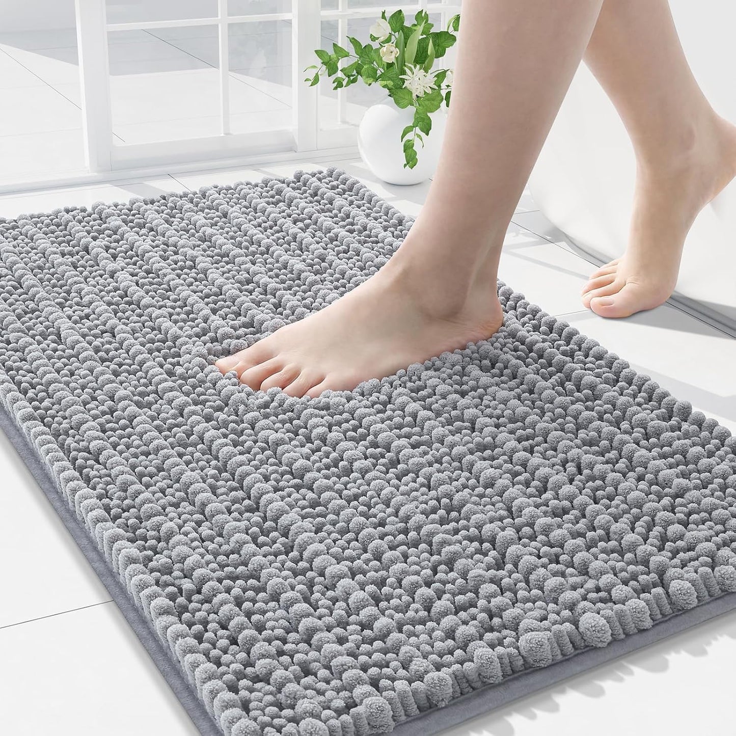 Arotive Luxury Chenille Bathroom Rug Mat, Extra Soft Thick Absorbent Shaggy Bath Rugs, Non-Slip Machine Wash Dry, Plush Bath Mats for Bathroom, Shower and Tub, 36x24, Light Grey