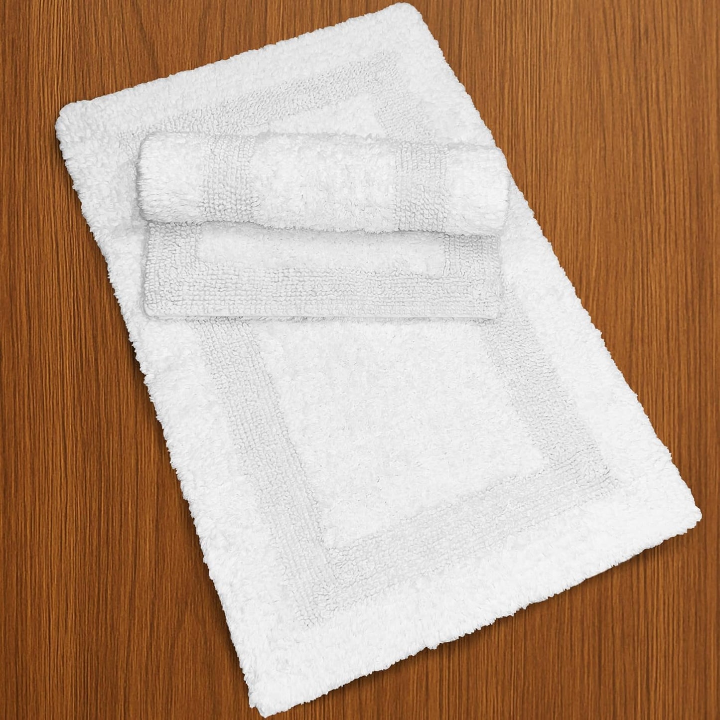 THE BEER VALLEY Bath Rugs Set 2 Piece White Cotton Tufted Reversible Washable Bath Mats for Bathroom Floor| Quick Dry Bathroom Mat for Tub Spa Shower Toilet| Entry Way Door Mats|21x32 & 17x24 Inches