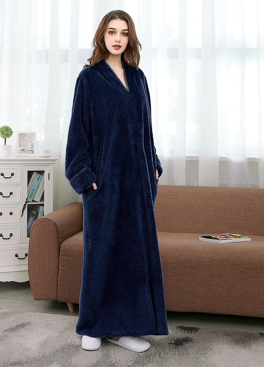 Artfasion Womens Fleece Robe Plush Long Zip Front Bathrobe with Pockets Warm Soft Zippered Bathrobes for Women
