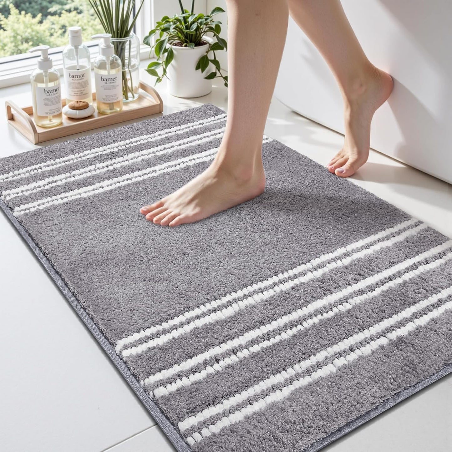 Bathroom Rugs 20x32 Extra Soft Absorbent Bath Mat Chenille Non Slip Shower Mat Rubber Backing Machine Washable Bath Mats for Bathroom Shaggy Grey Bath Rugs for Tub, Hallway