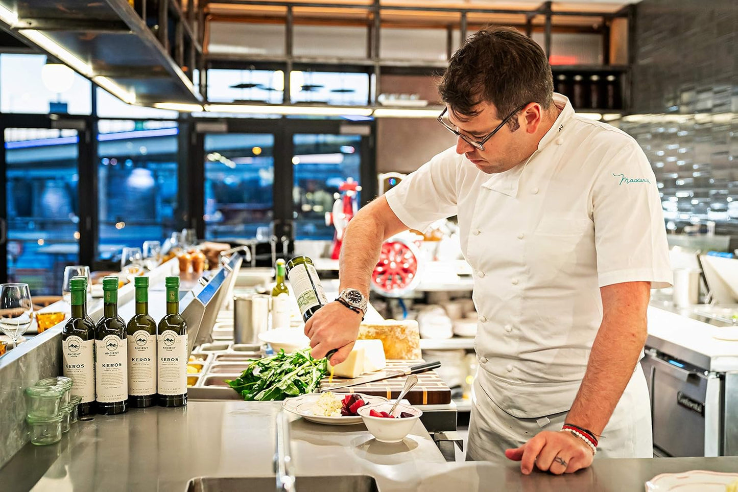 Ancient Foods Keros Greek Organic Extra Virgin Olive Oil – Fresh, Cold Pressed Olive Oil from Greece, High Phenolic 1000 Year Old Trees (0.5L)