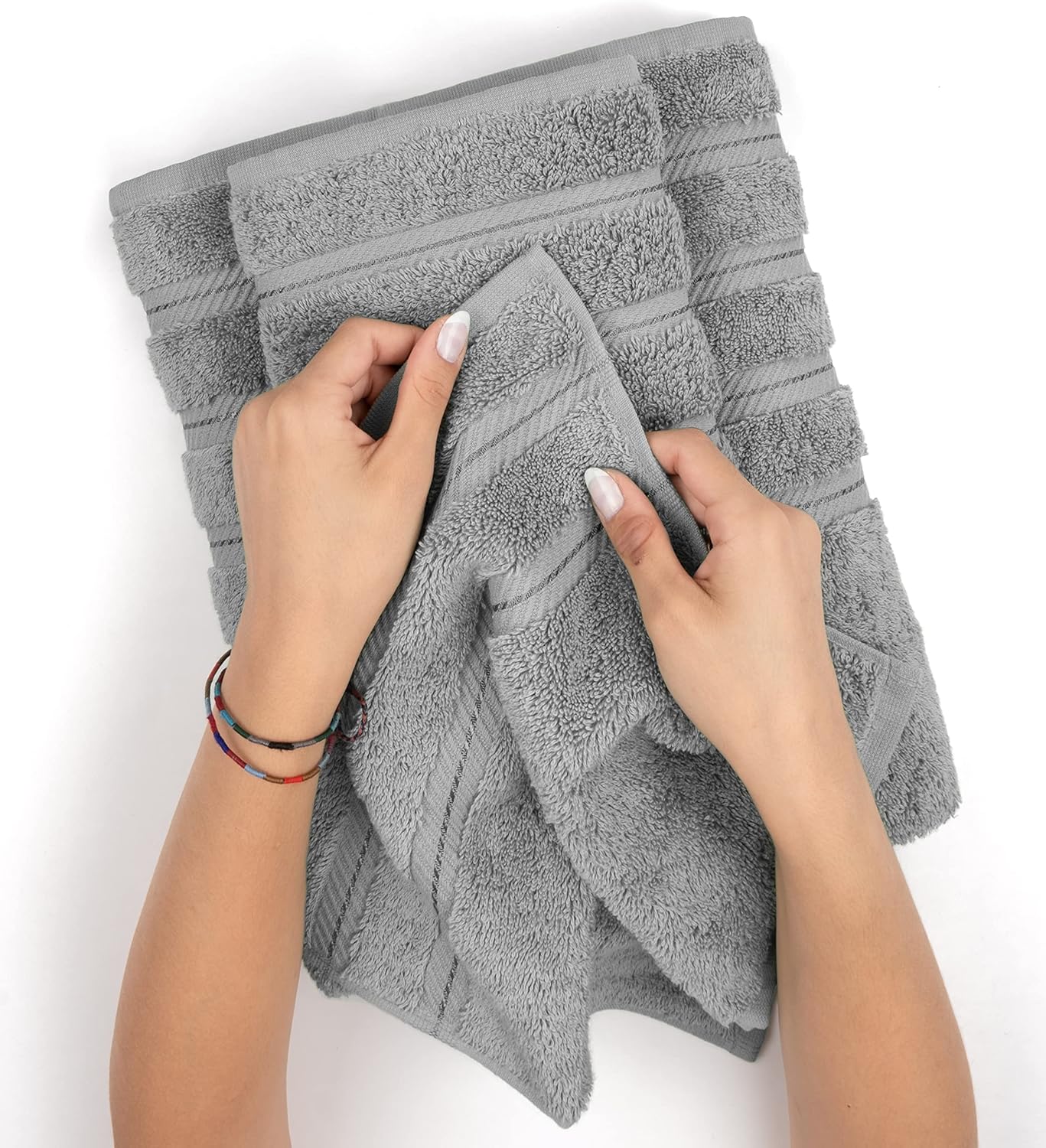 American Soft Linen 35x70 Jumbo Large Bath Towels, 600 GSM 100% Cotton Turkish Bath Sheet, Oversized Luxury Bath Towels for Bathroom Beach and Pool, Light Grey