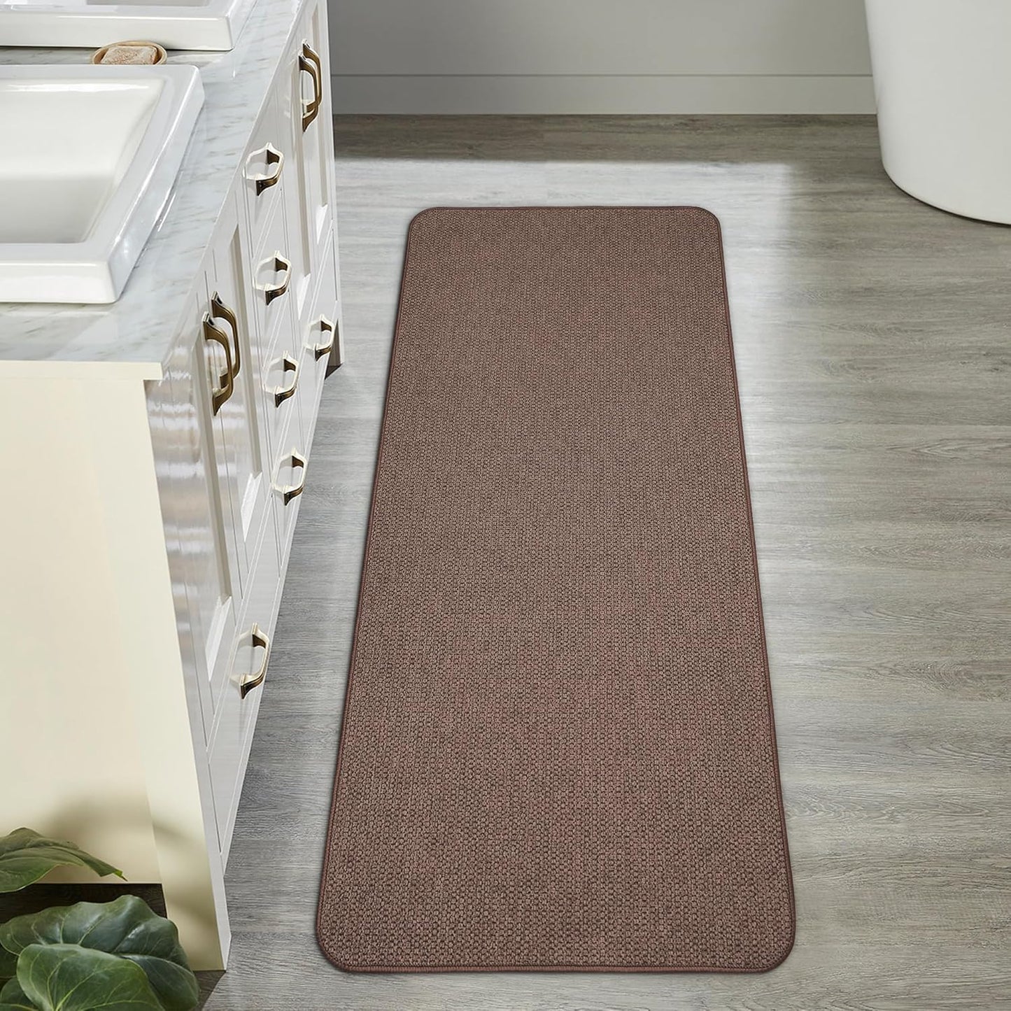 Bath Mat,Ultra Thin Bathroom Runner Rugs,Large Bath Mats for Bathroom,Quick Dry,Non-Slip,Machine Washable,Low Pile,Bath Rug,Shower Outside,Sink,Home Decor Accessories.Brown,1'9"x3'11"（21x47inch）