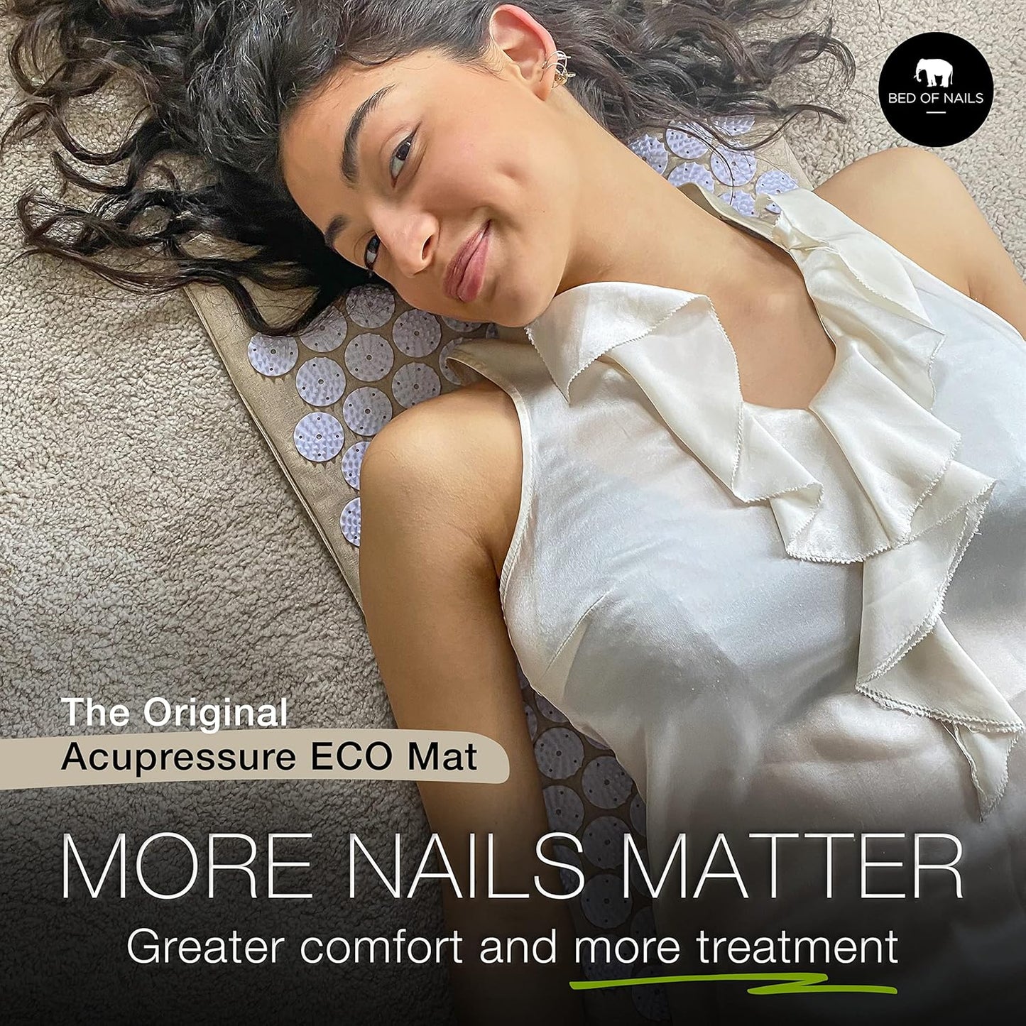 BED OF NAILS Original Comfortable Eco Premium Acupressure Mat, 8,820 Acupuncture Pressure Points, Back Pain Relief, Increased Energy, Relaxation, Muscle Recovery with Tote Bag, 29x16