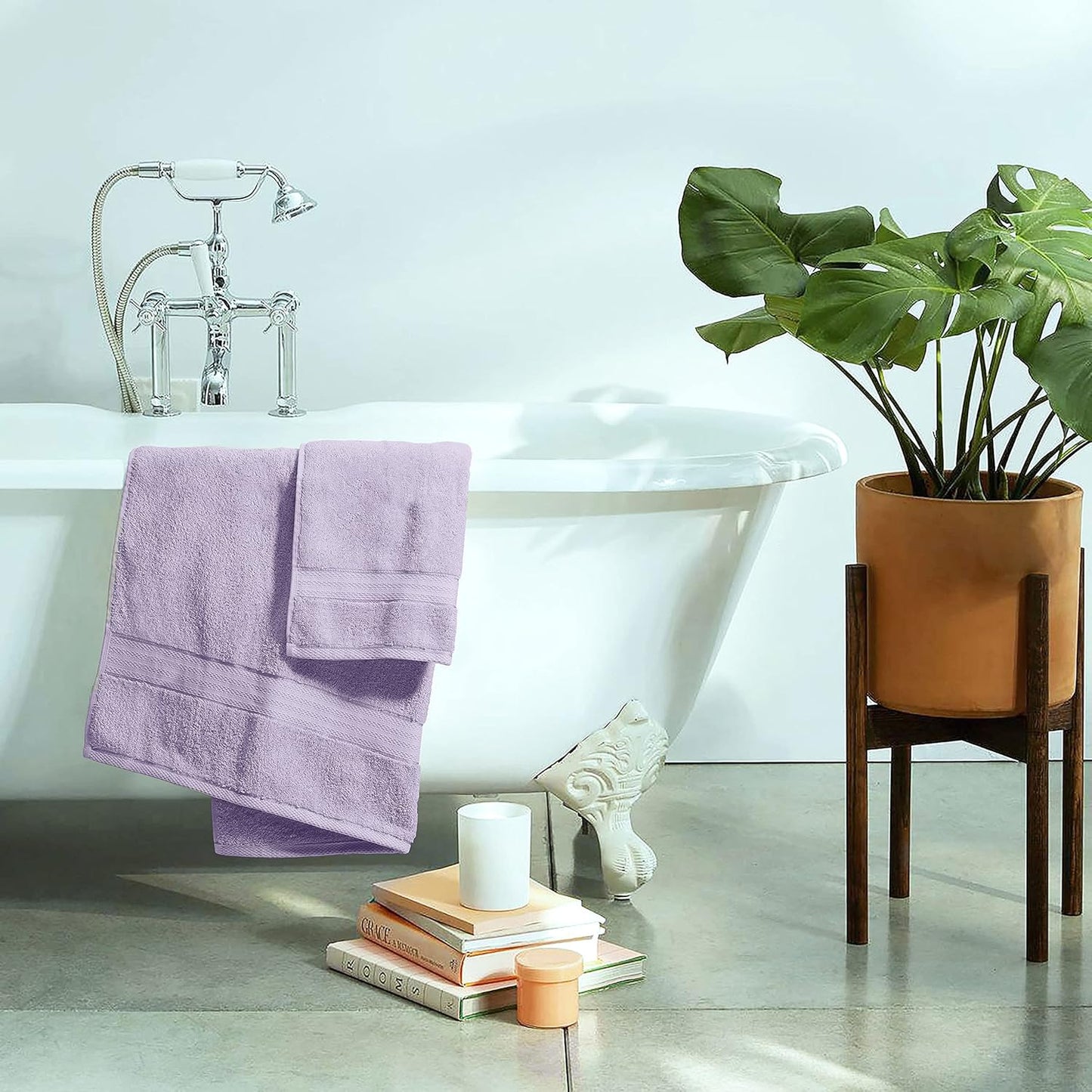 GLAMBURG 700 GSM Premium 8-Piece Towel Set - Contains 2 Bath Towels 30x54, 2 Hand Towels 16x28, 4 Wash Cloths 13x13 - Luxury Hotel & Spa Quality - Durable Ultra Soft Highly Absorbent - Purple